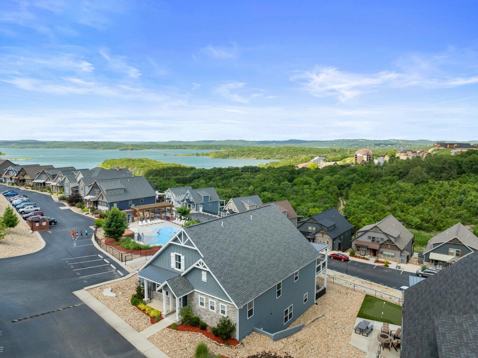 Cc115- Lakeside Landing Branson