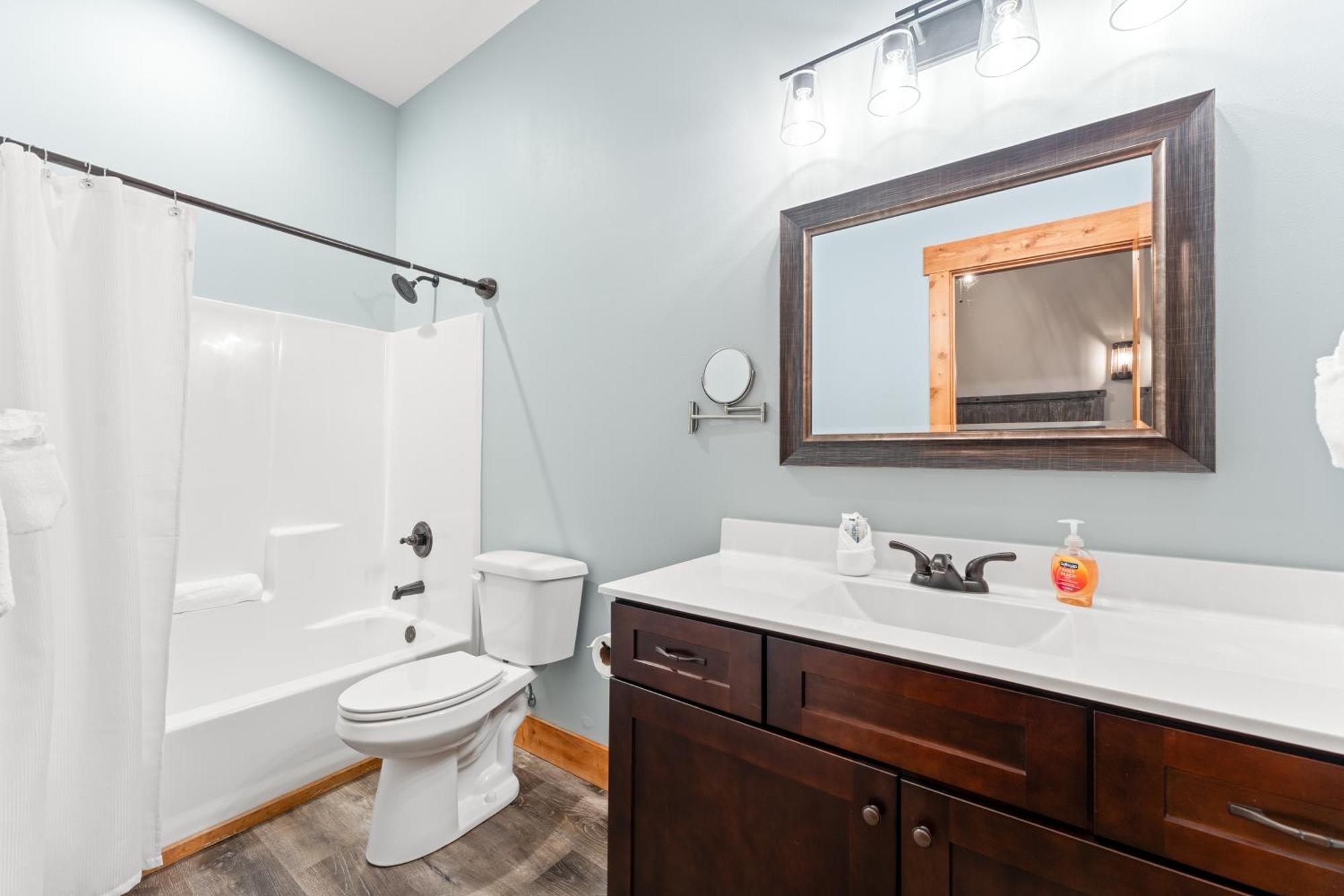 Cc115- Lakeside Landing Holiday home