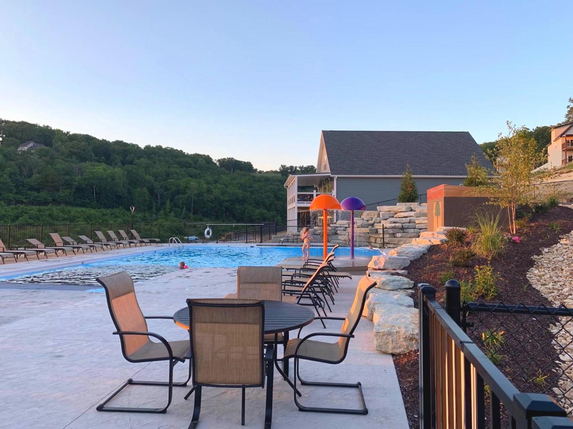 Double-sided Fireplace, Views, Daily Tickets To Local Attractions, Air Hockey! Lodge *