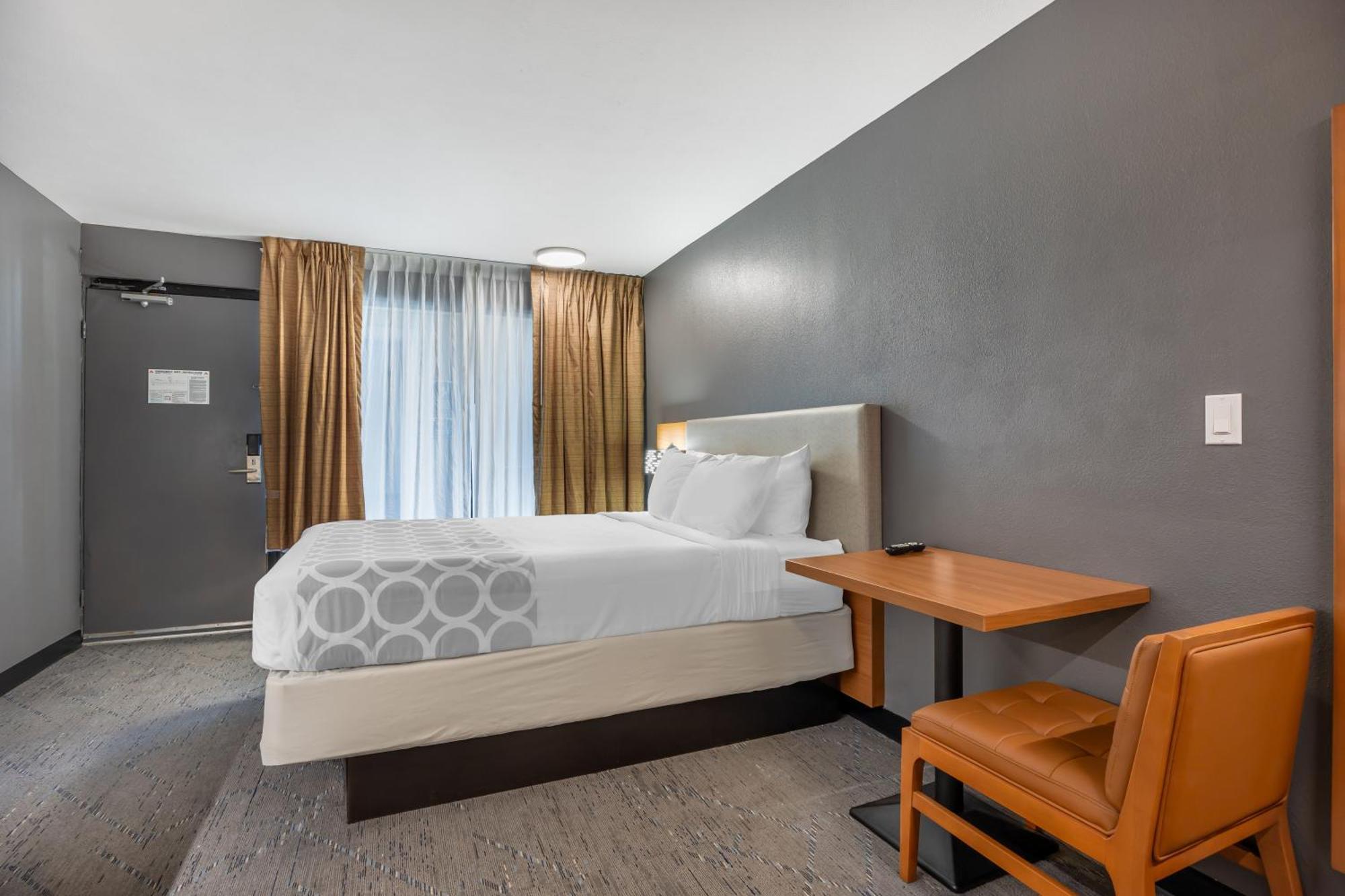 Hotel Suburban On The Strip Branson