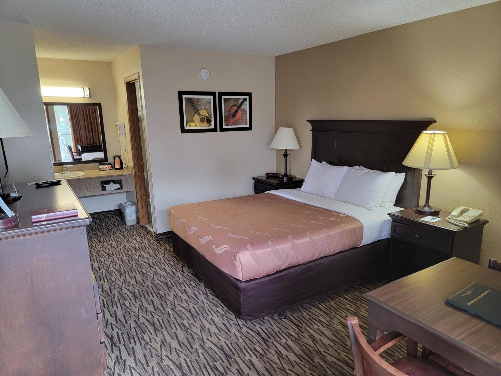 Inn Quality West 3*