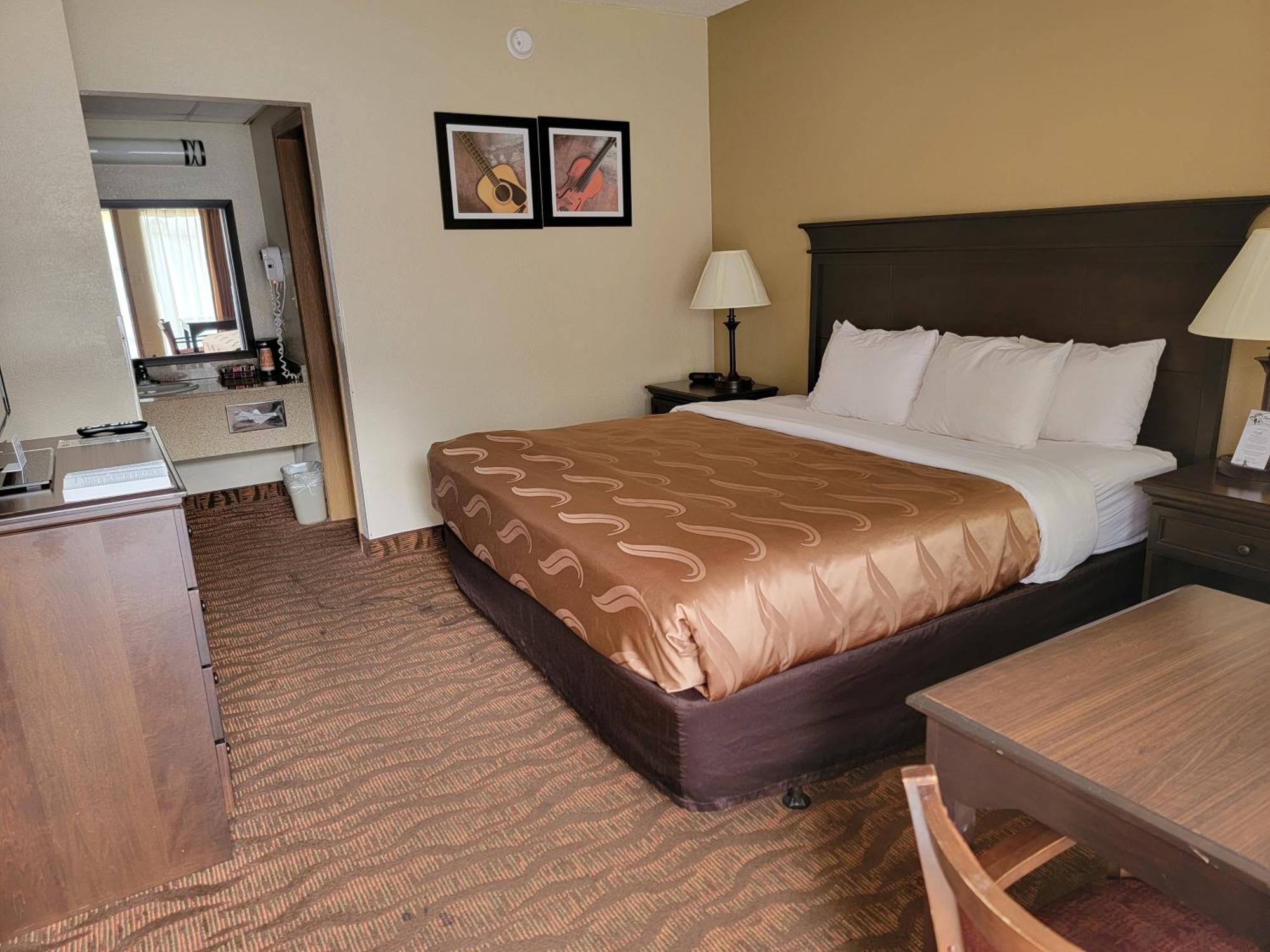 Inn Quality West 3*