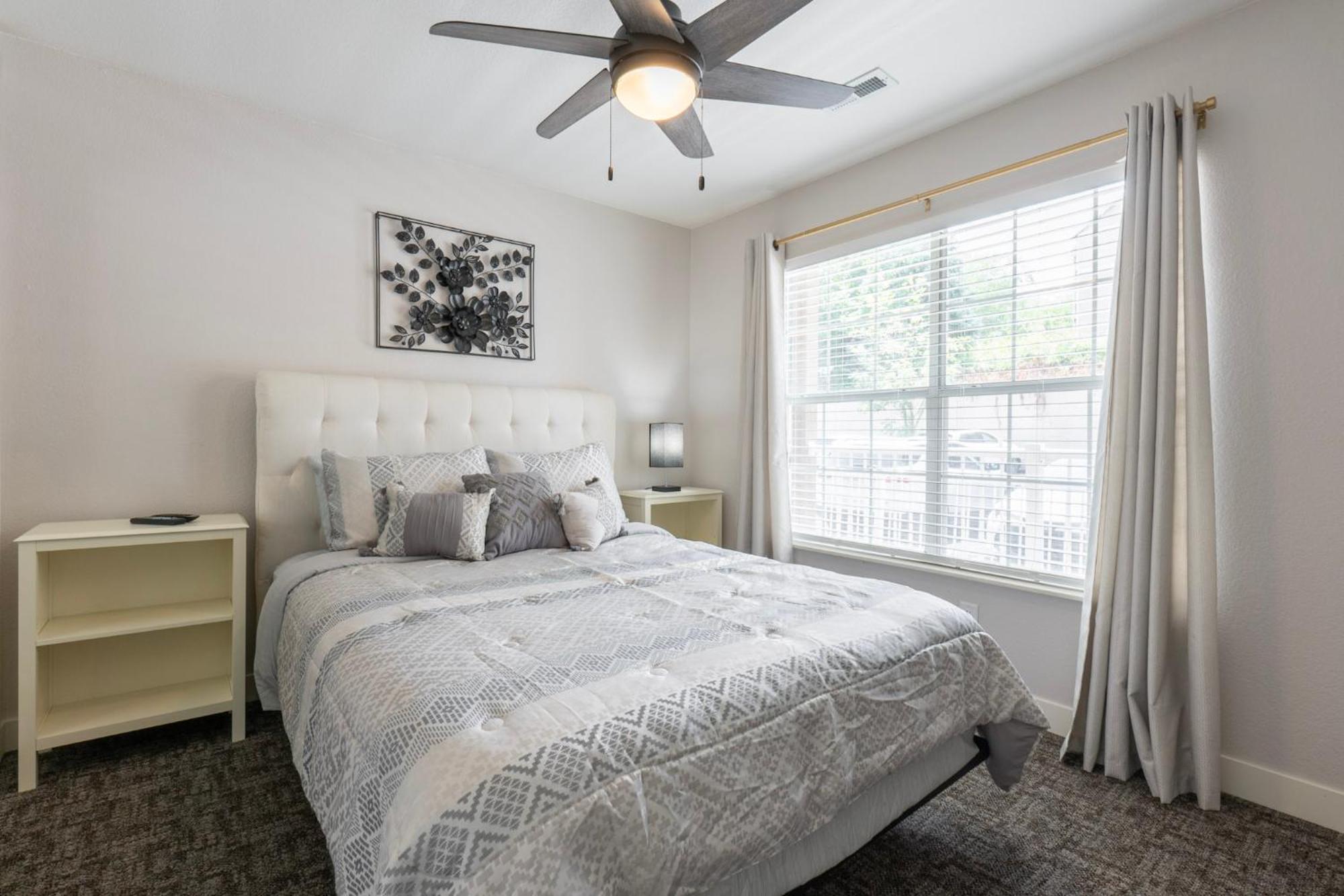 Walk-in - Pond View - Golf Nearby - Close To 76 Strip - Free Attraction Tickets - Gs34-15 *