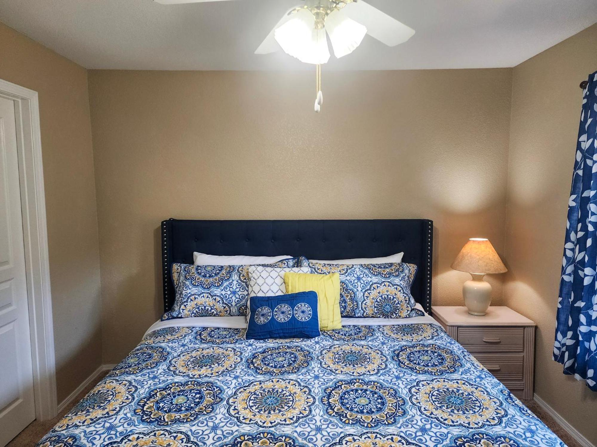 Golf Course View - Centrally Located - Free Attraction Tickets Included - Stairs Required - Fw7-1 Apartment