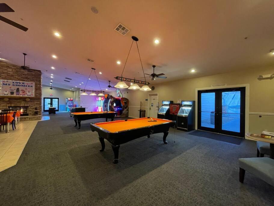 Penthouse On Golf Course. Close To Landing!
