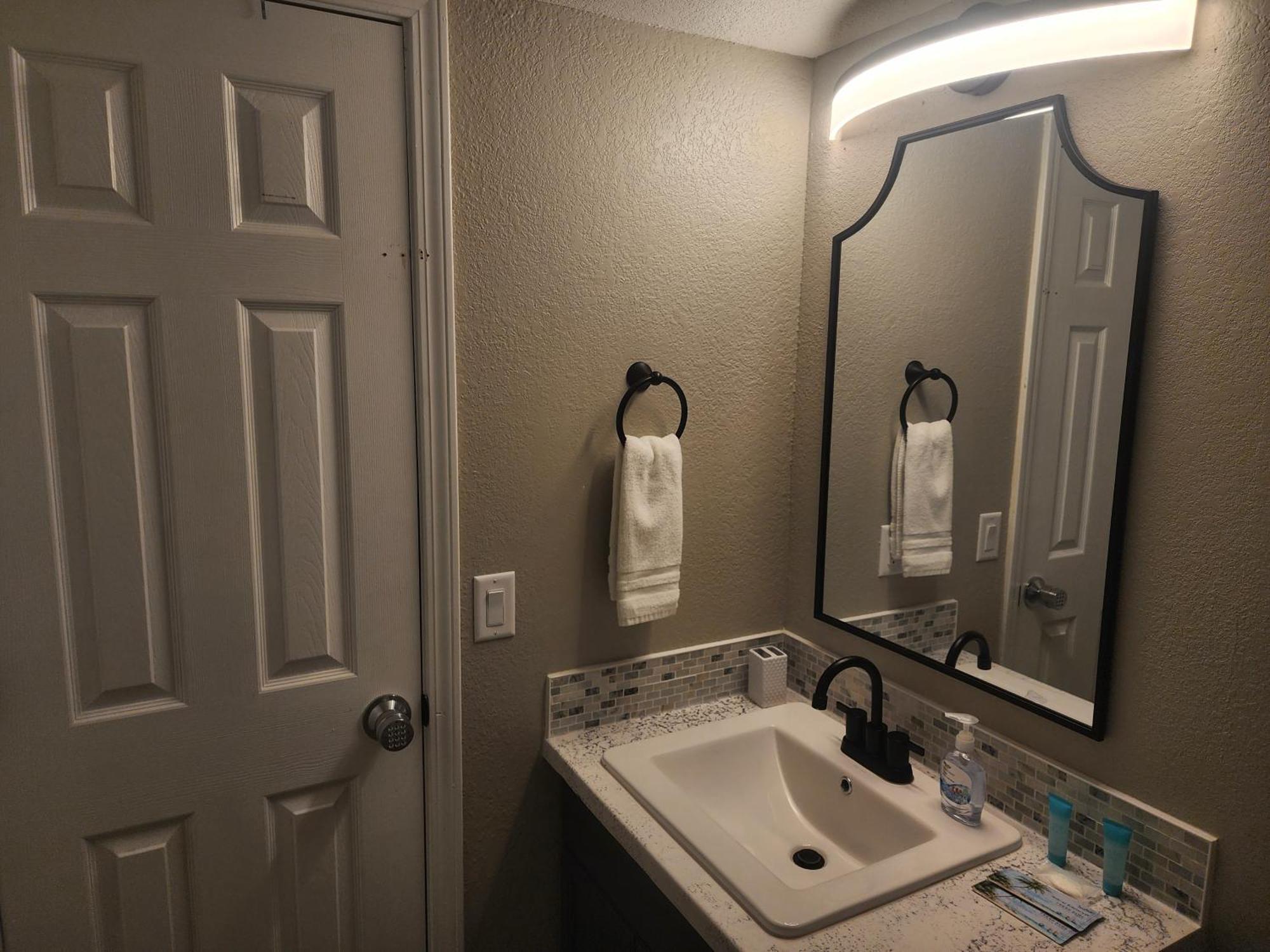 Apartment 2br Cozy - Centrally Located - Free Tickets Included - Fc 53-5 Branson