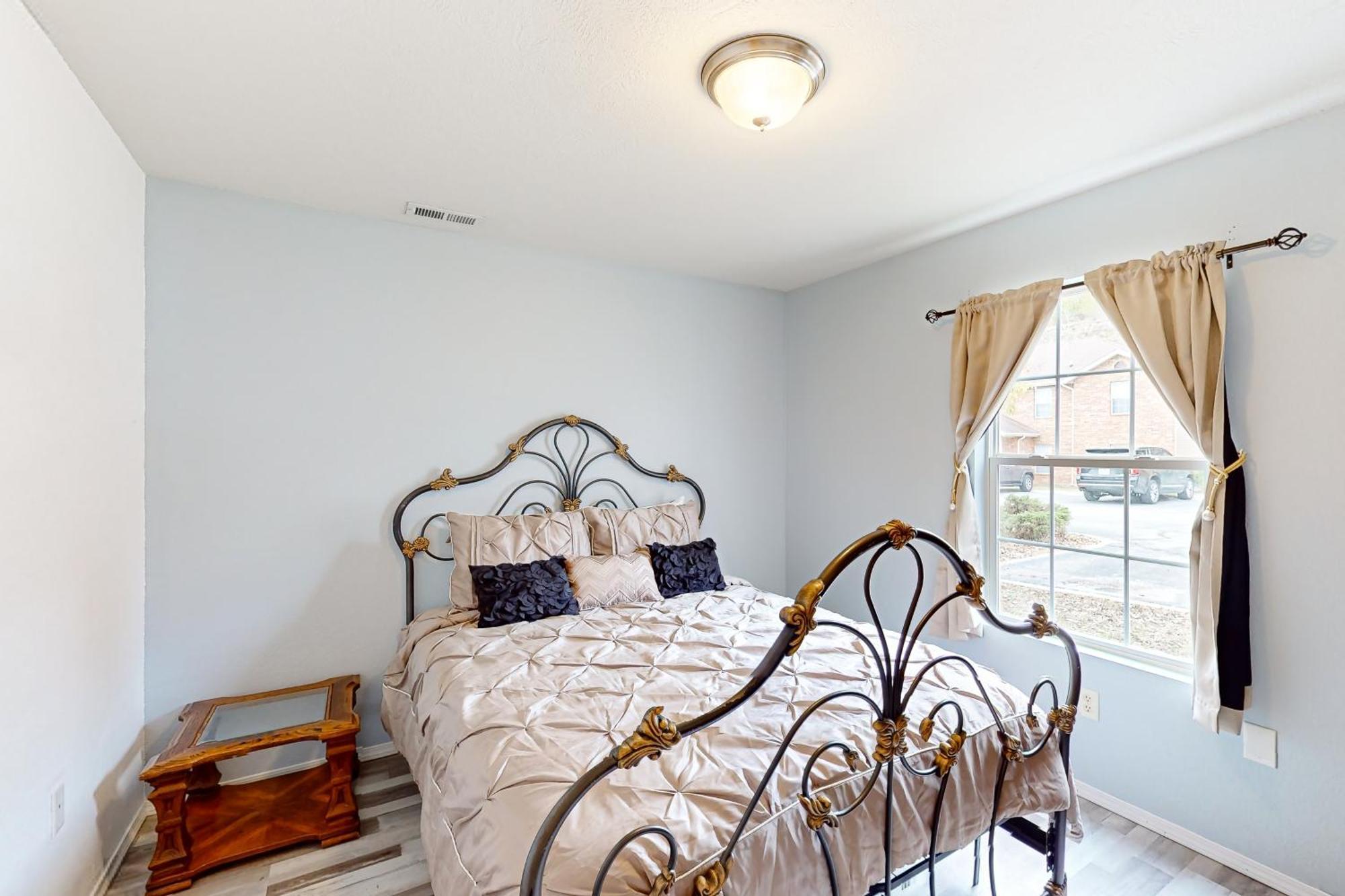 Vineyard Vacation Apartment