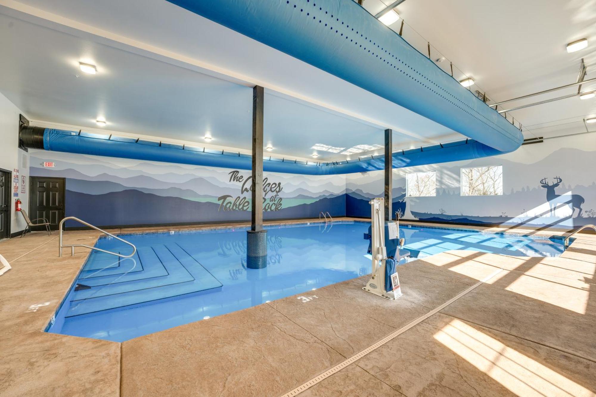 Holiday home Getaway With Indoor And Outdoor Pool Access! *