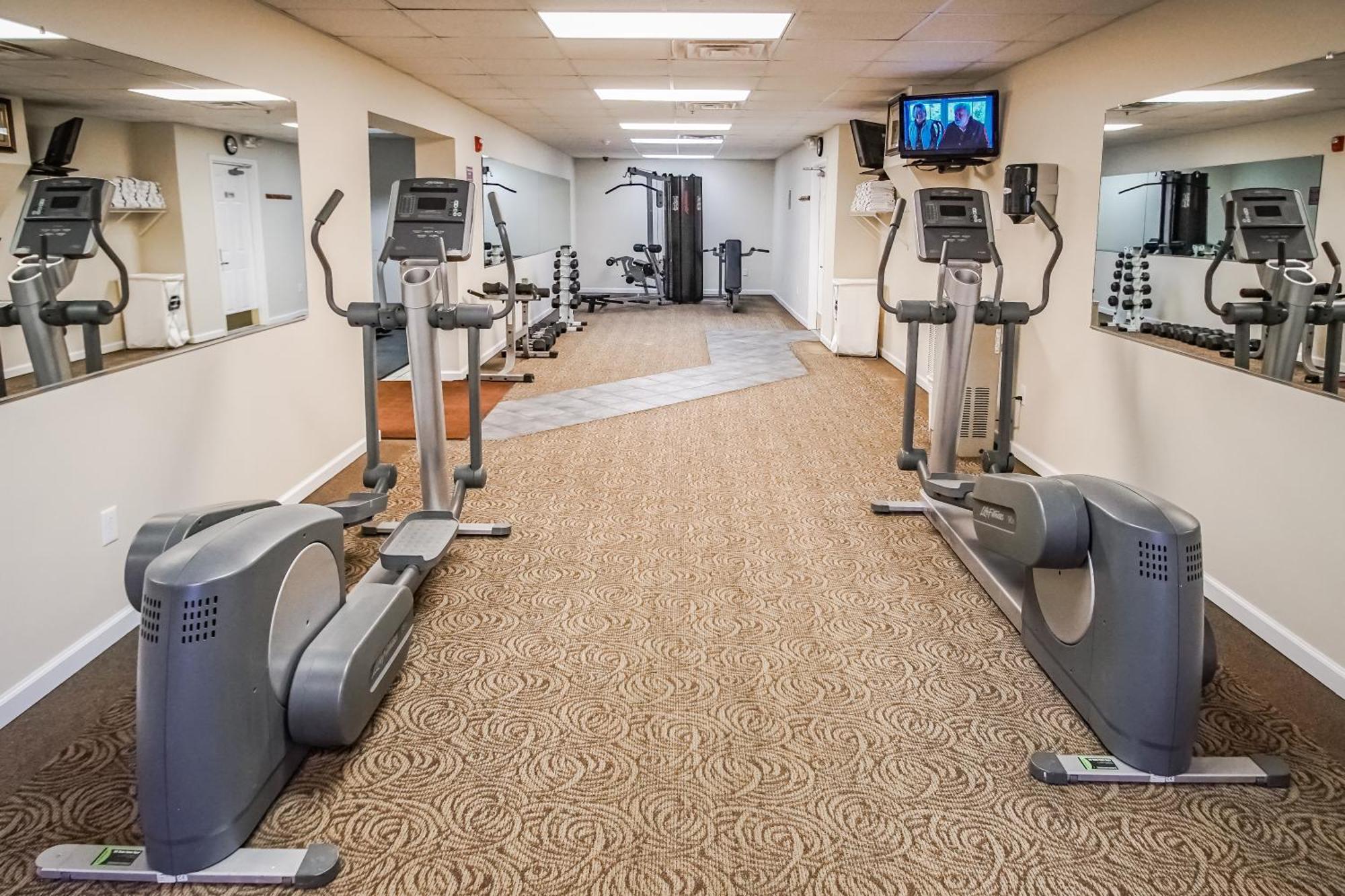 Grand Crowne Hotel Branson