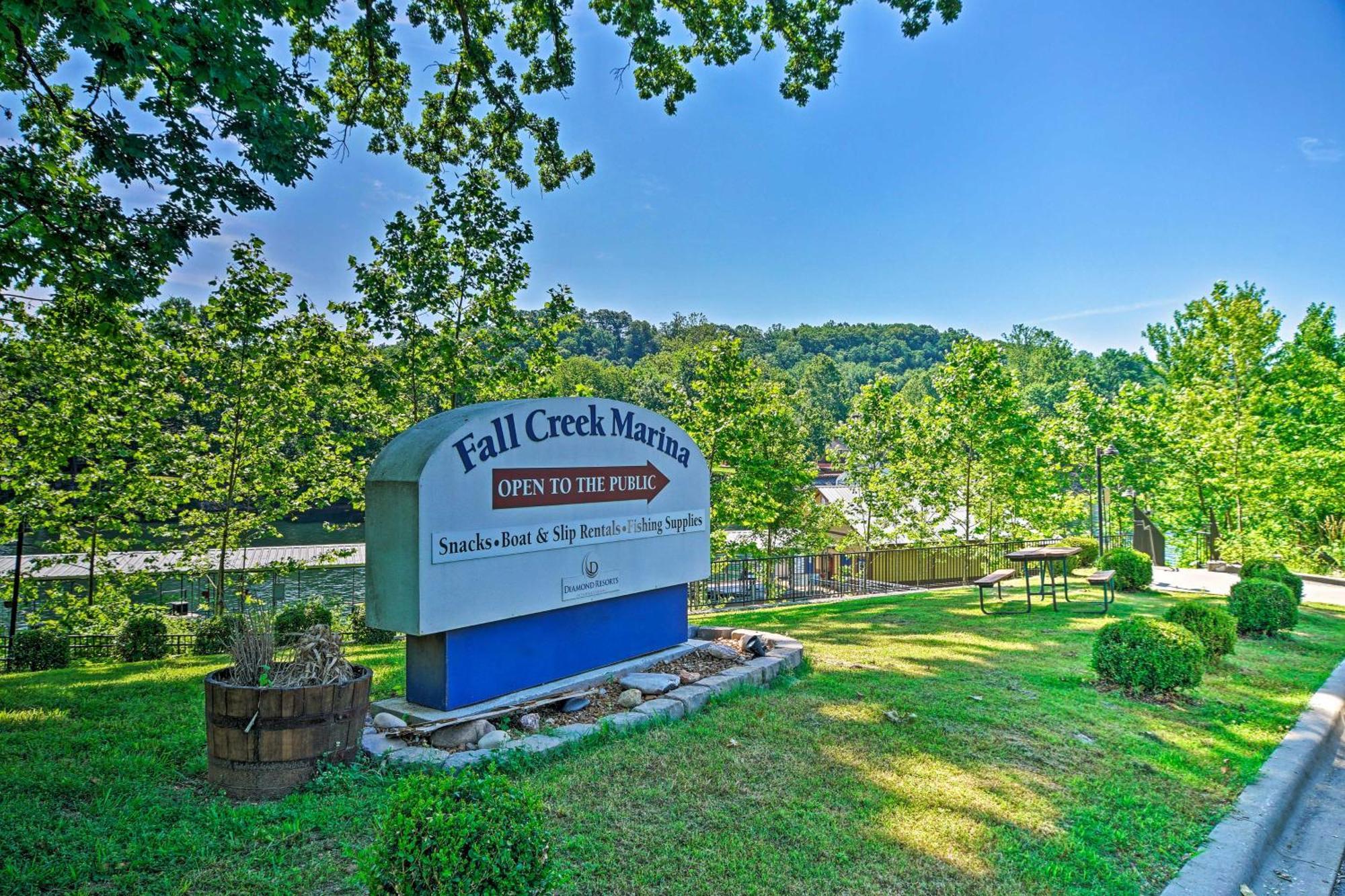 Near Table Rock And Taneycomo *