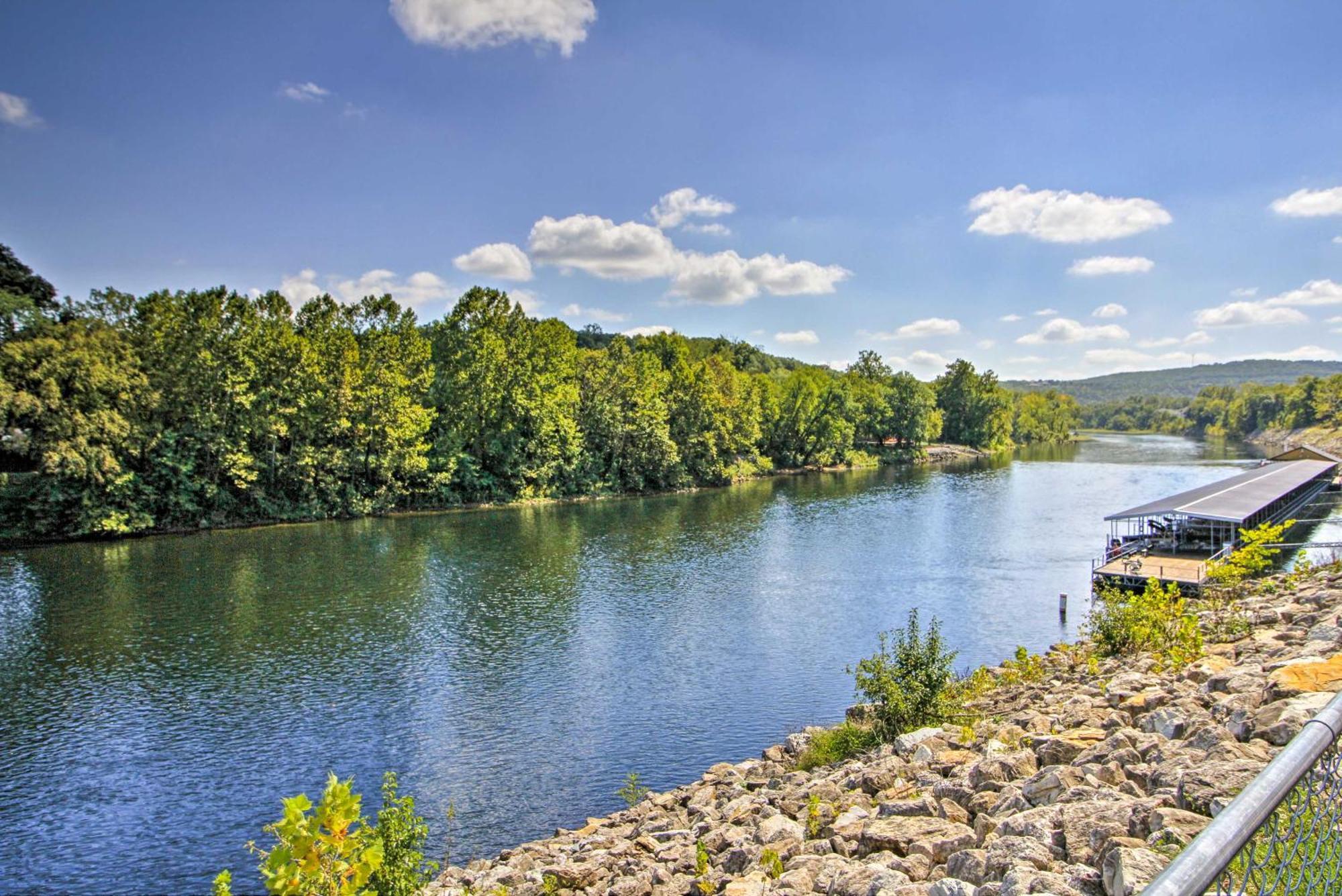 Near Table Rock And Taneycomo Apartment