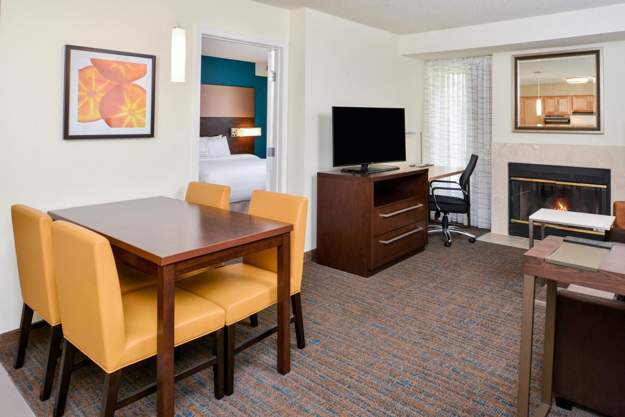 Hotel By Marriott Branson