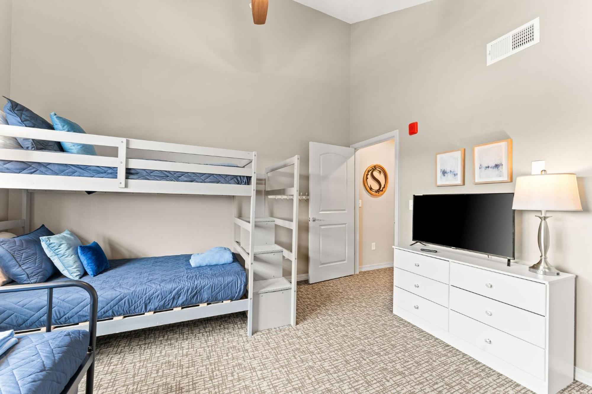 Majestic Gentle Breeze Apartment