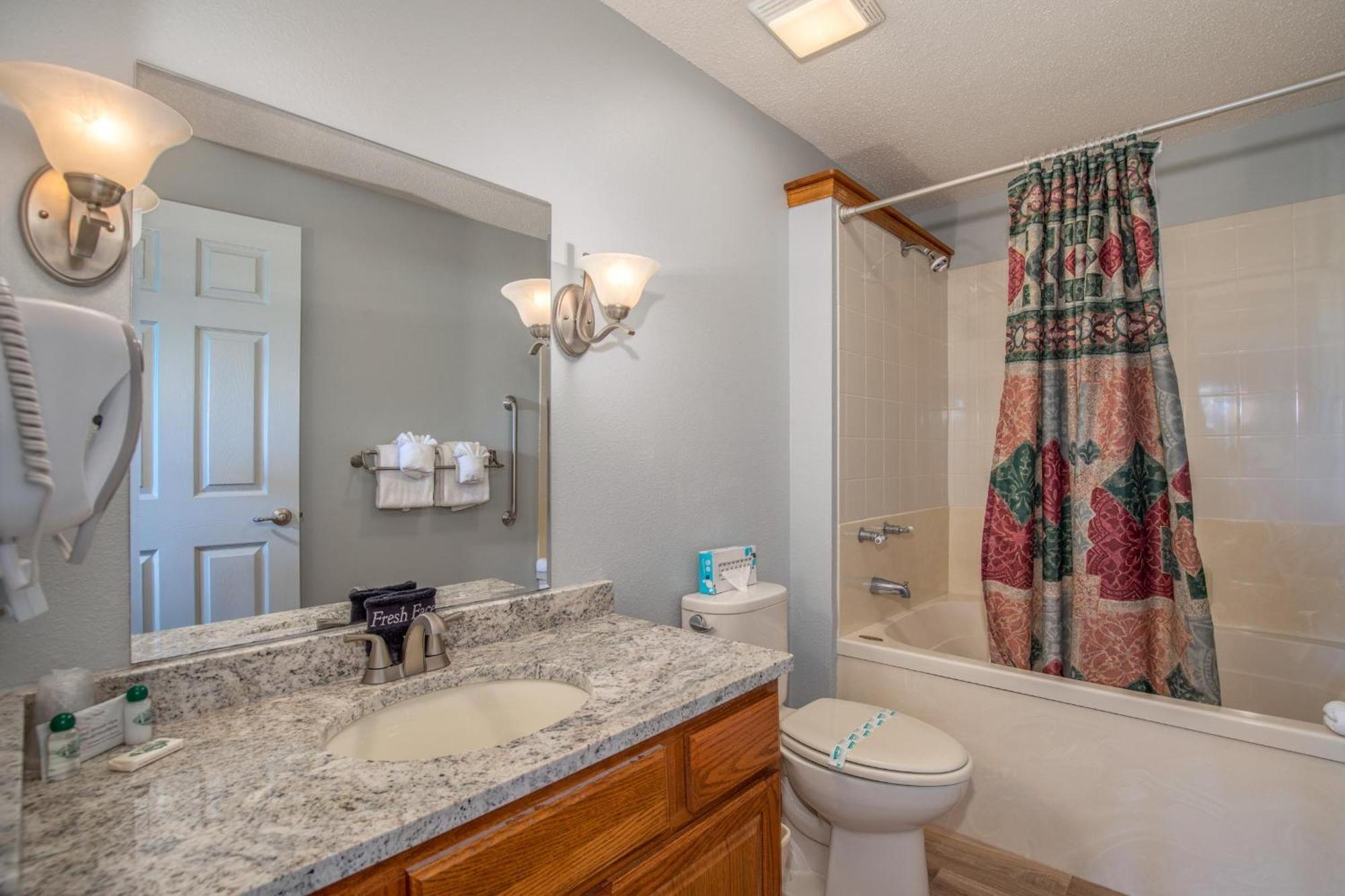Holiday home 2br Village At Indian Point 1004 Near Sdc-free Tickets Daily Up To $500