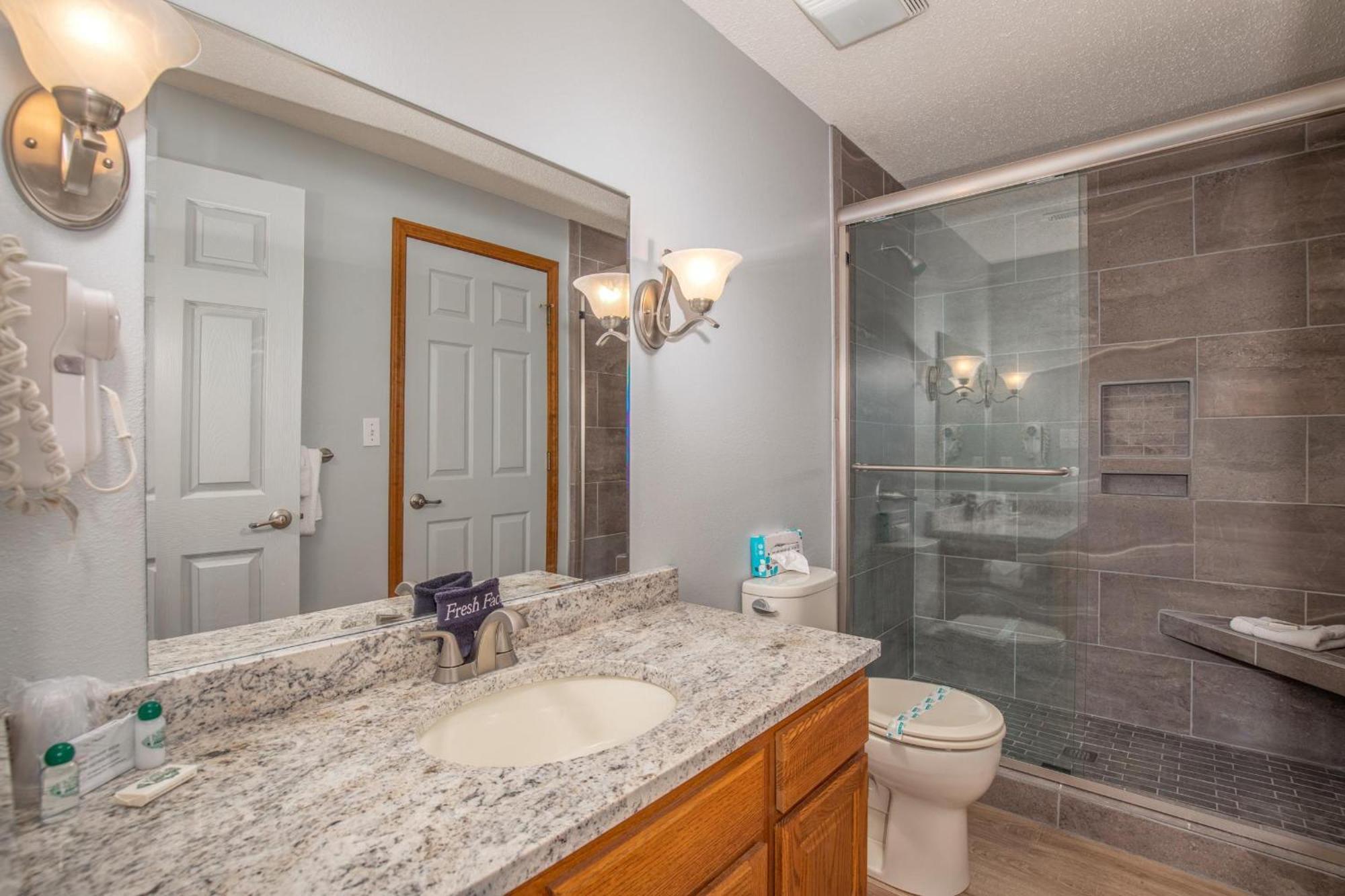Holiday home 2br Village At Indian Point 1004 Near Sdc-free Tickets Daily Up To $500 Branson