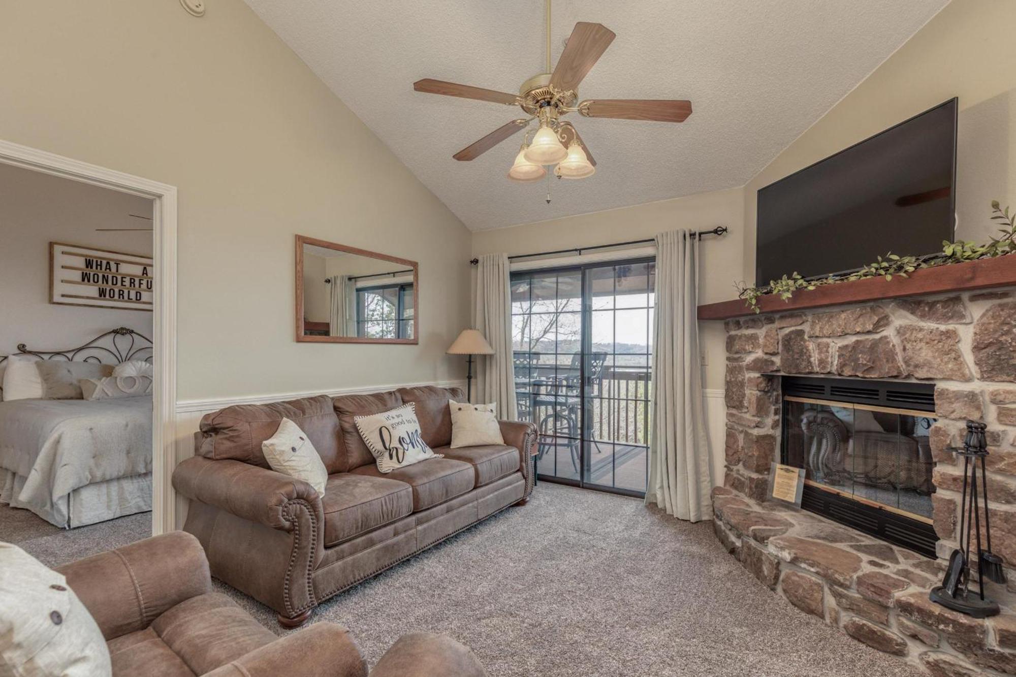 2br Village At Indian Point 712 Near Sdc-free Tickets Daily Up To $500 Value Holiday home Branson