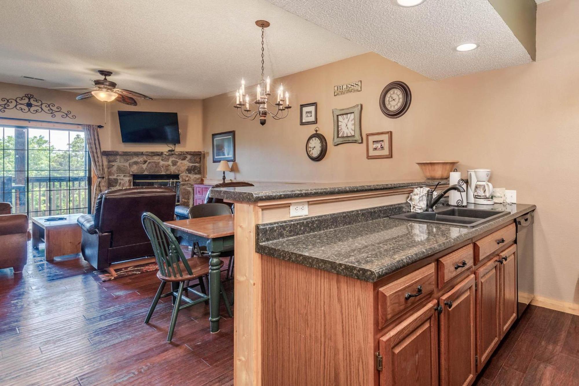 2br Village At Indian Point 902 Near Sdc-free Tickets Daily Up To $500 Value Branson