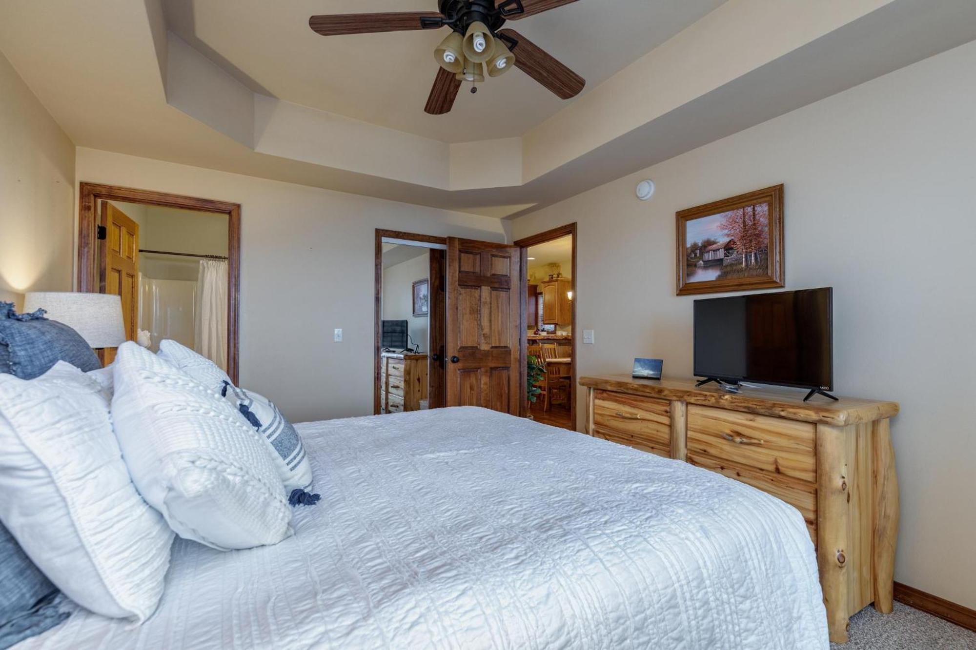Holiday home 2br Village At Indian Point 505 Near Sdc-free Tickets Daily Up To $500 Value Branson