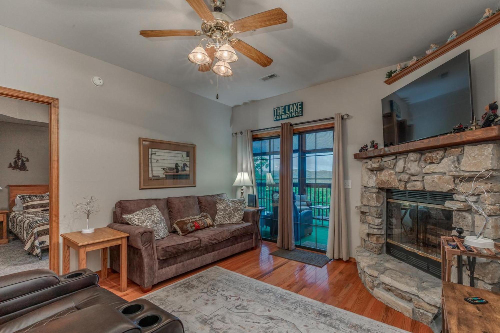 Holiday home 2br Village At Indian Point 1208 Near Sdc - Free Tickets Daily Up To $500 Branson