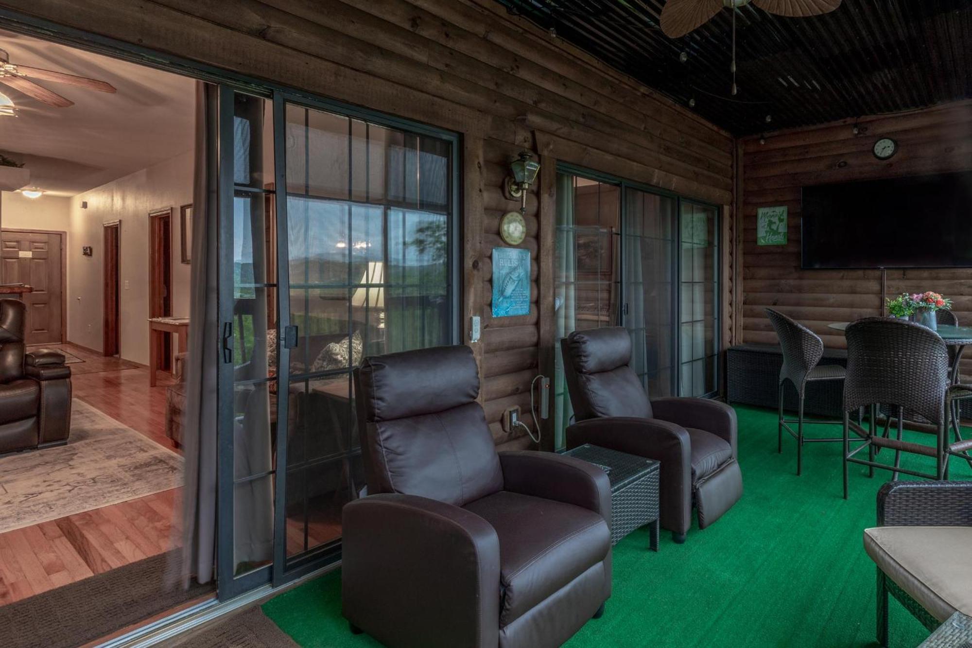 2br Village At Indian Point 1208 Near Sdc - Free Tickets Daily Up To $500 Holiday home Branson