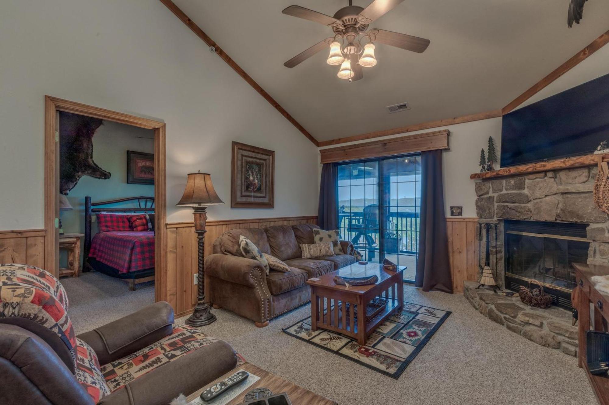 Holiday home 2br Village At Indian Point 1312 Near Sdc - Free Tickets Daily Up To $500 Branson
