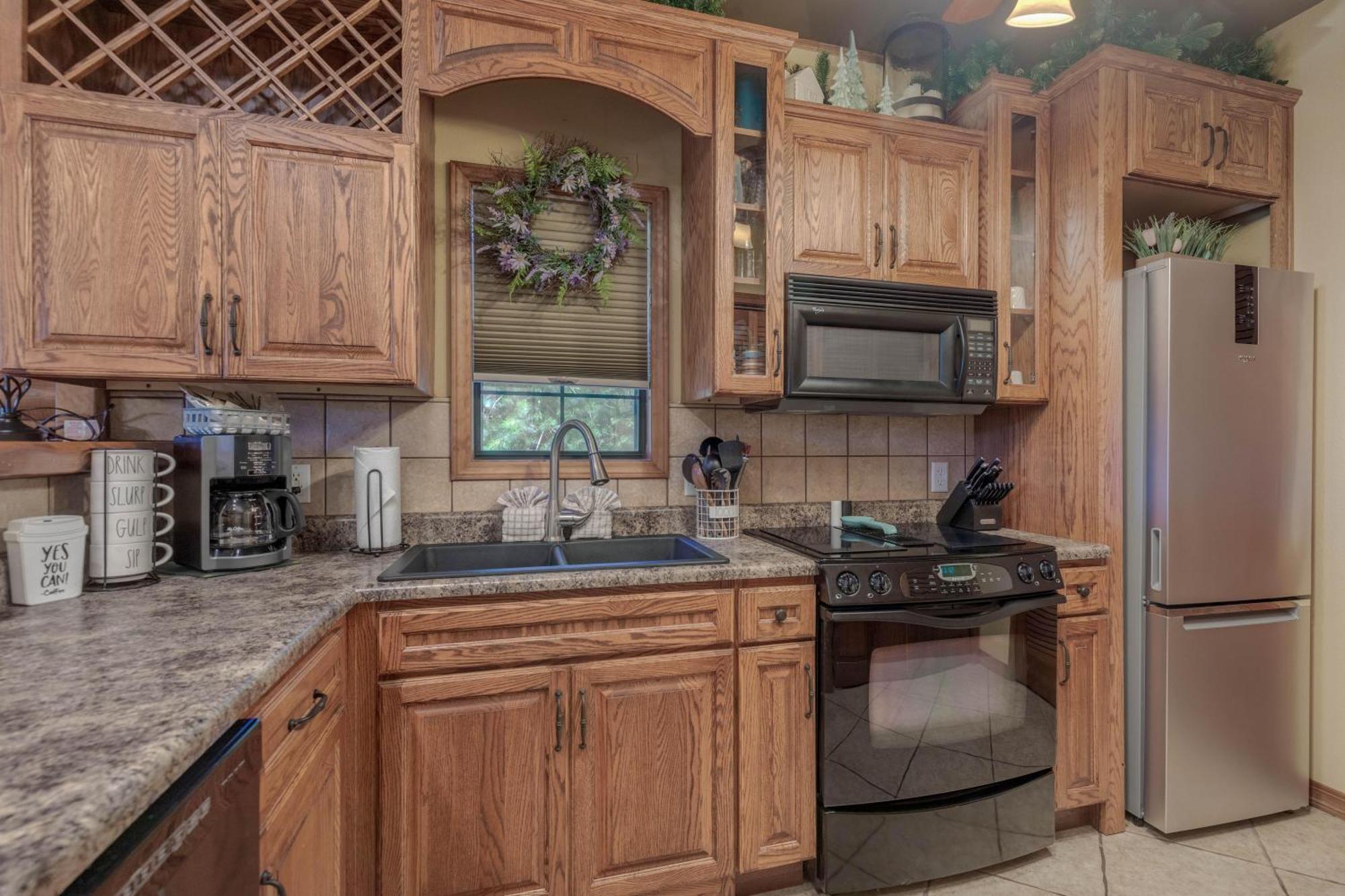 2br Village At Indian Point 2102 Near Sdc - Free Tickets Daily Up To $500 Branson