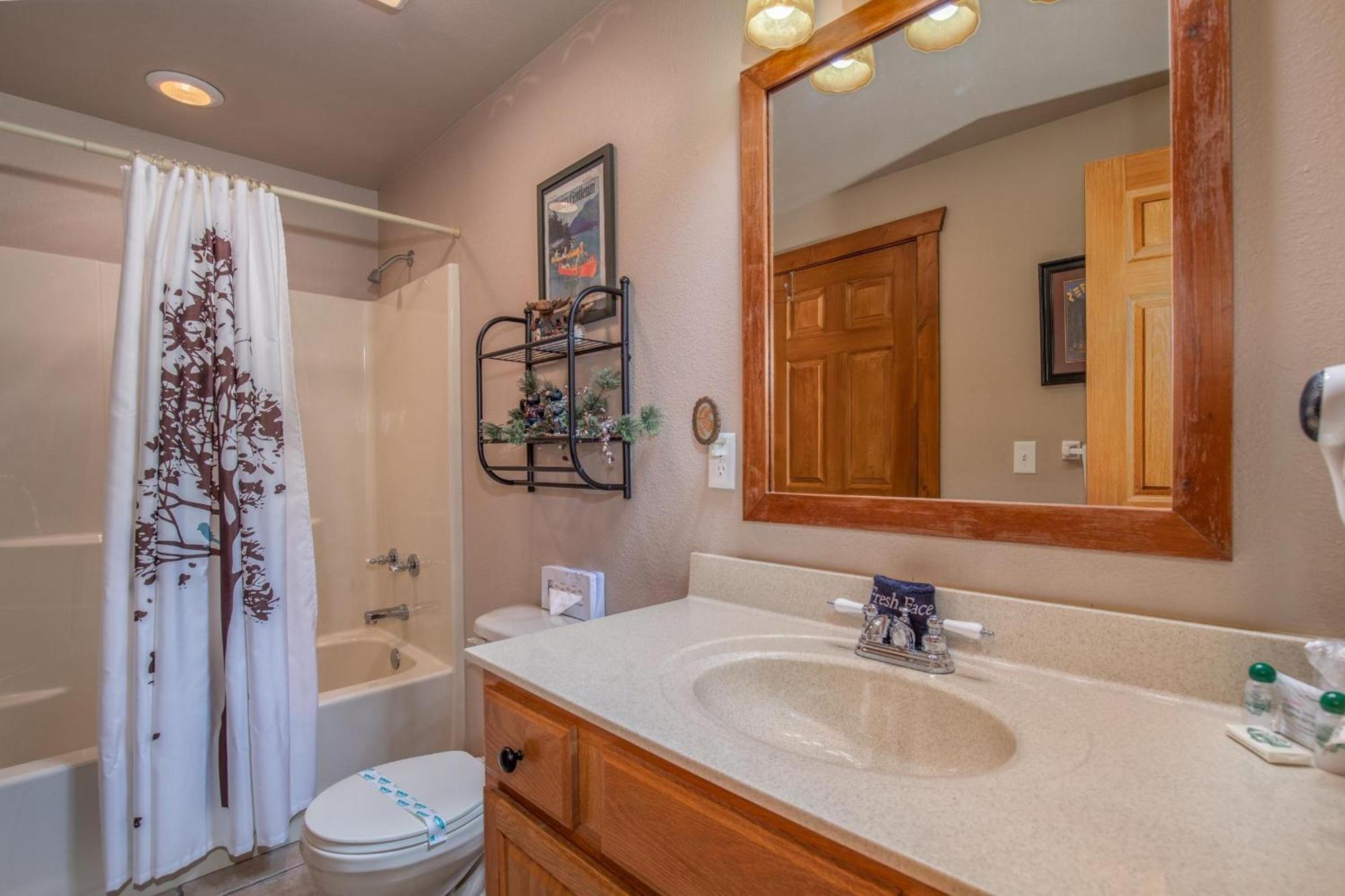 2br Village At Indian Point 2005 Near Sdc - Free Tickets Daily Up To $500 Branson