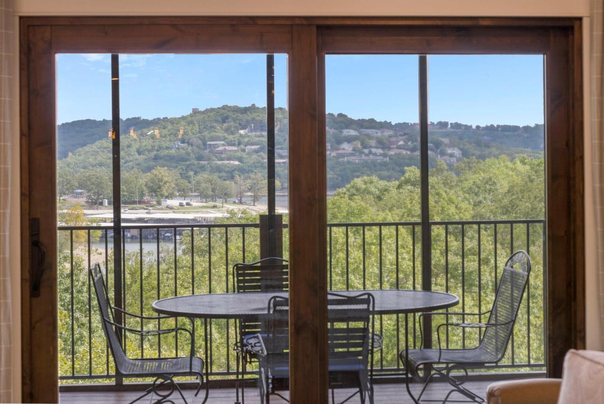 Holiday home 3br Village At Indian Point 1403 Near Sdc - Free Tickets Daily Up To $500 Branson