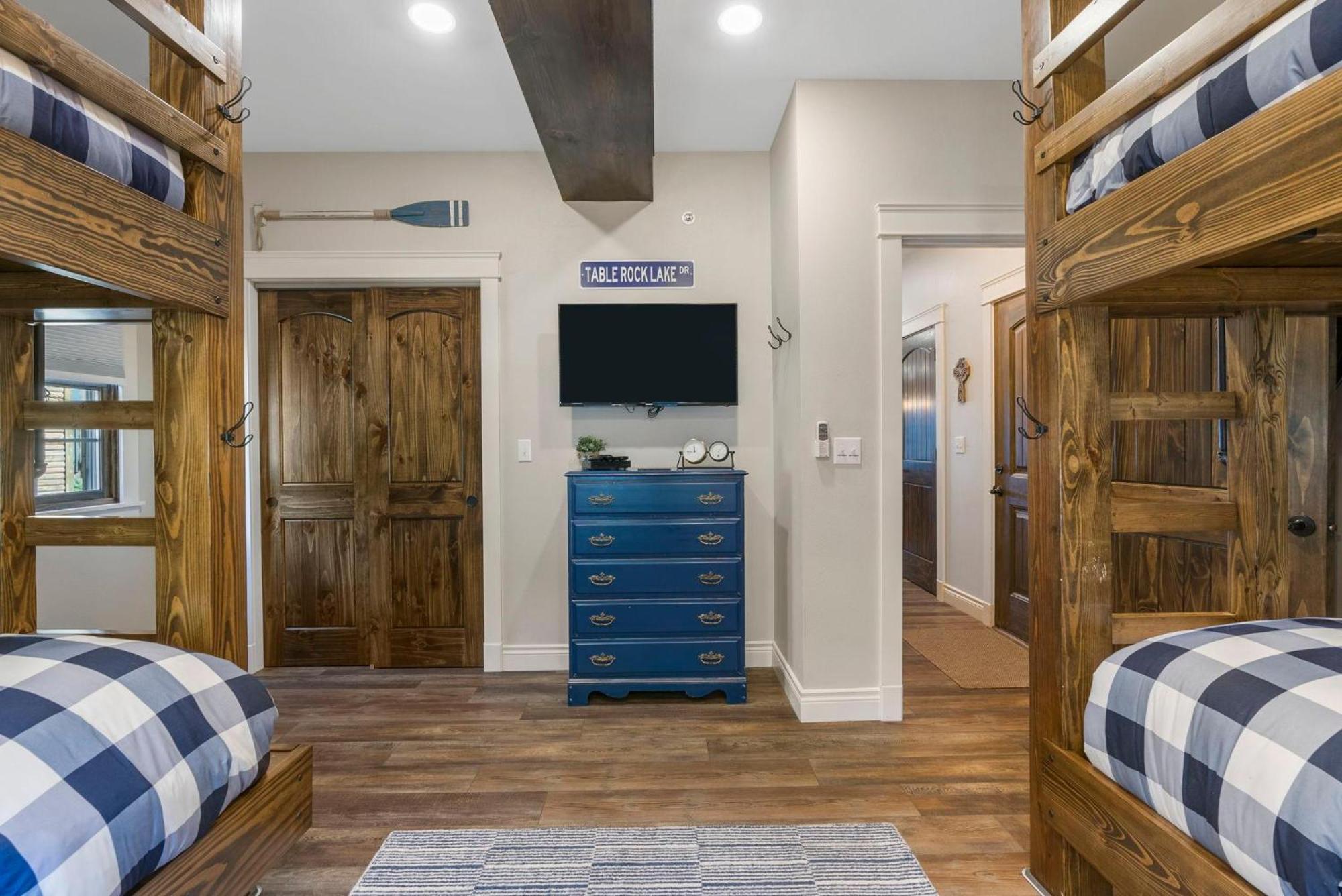 3br Village At Indian Point 1403 Near Sdc - Free Tickets Daily Up To $500 Branson