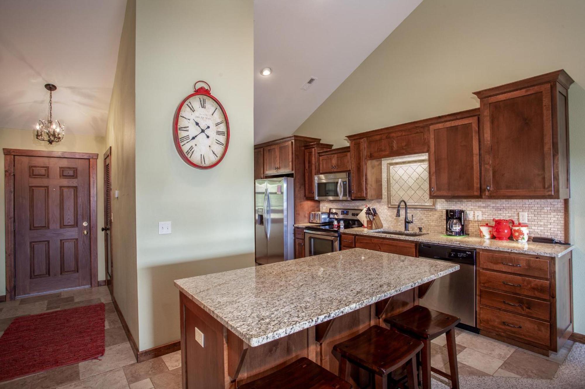 2br Village At Indian Point 1511 Near Sdc - Free Tickets Daily Up To $500 Holiday home Branson