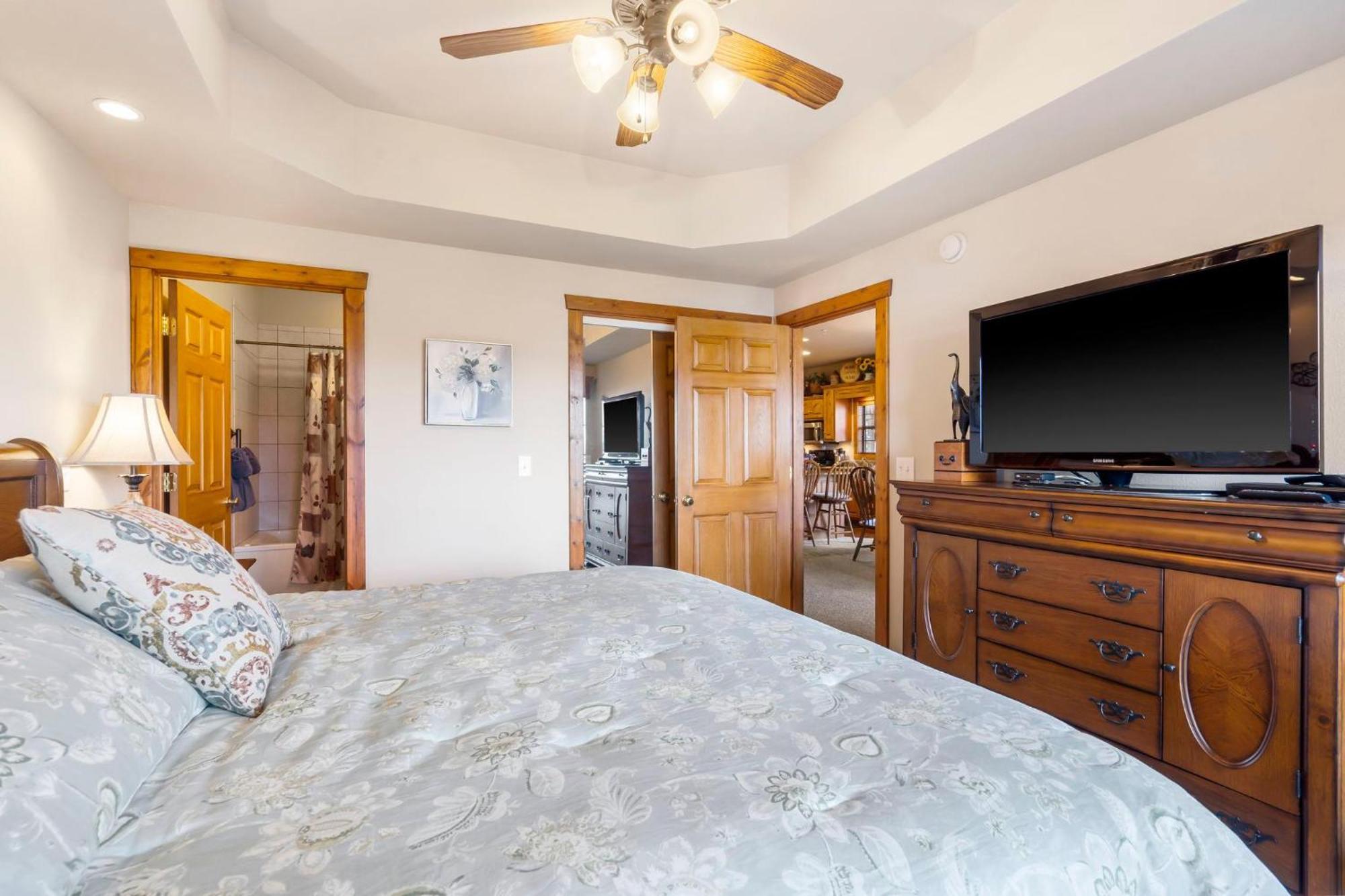 2br Village At Indian Point 1605 Near Sdc - Free Tickets Daily Up To $500 * Branson