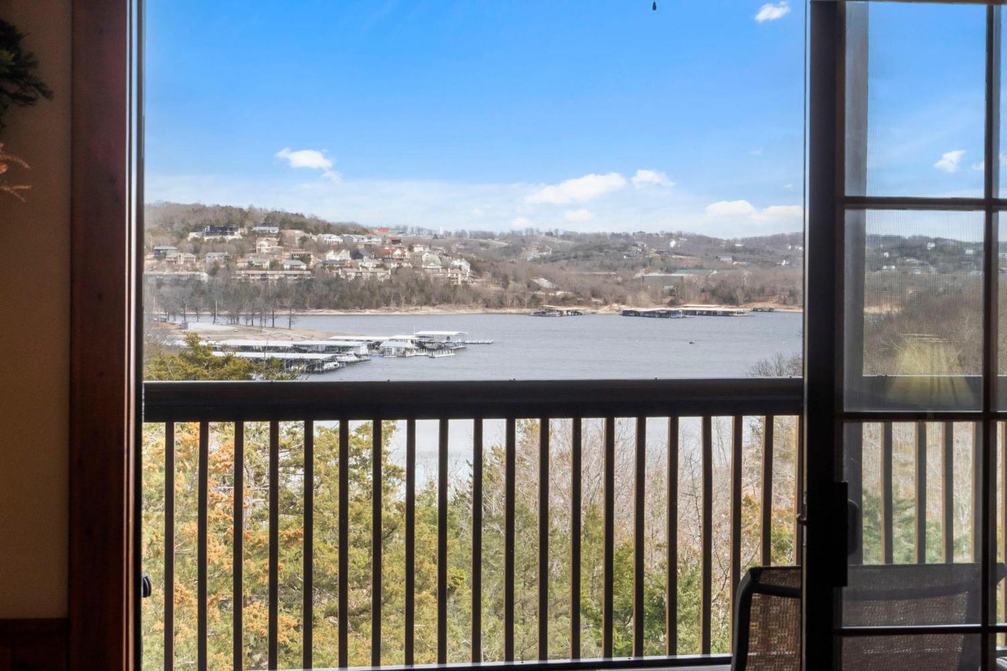 Holiday home 2br Village At Indian Point 1607 Near Sdc - Free Tickets Daily Up To $500 Branson