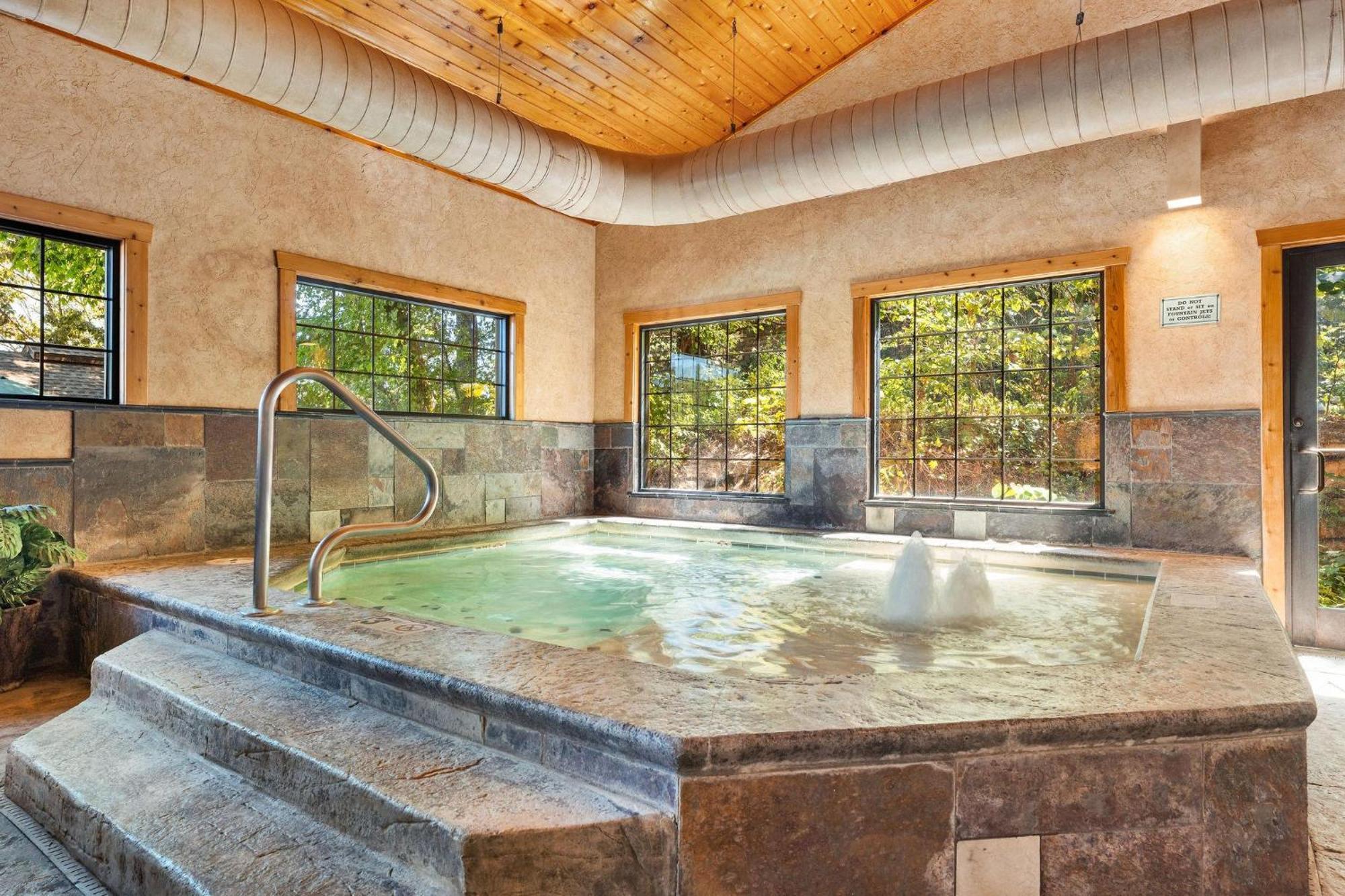 2br Village At Indian Point 1705 Near Sdc - Free Tickets Daily Up To $500 * Branson