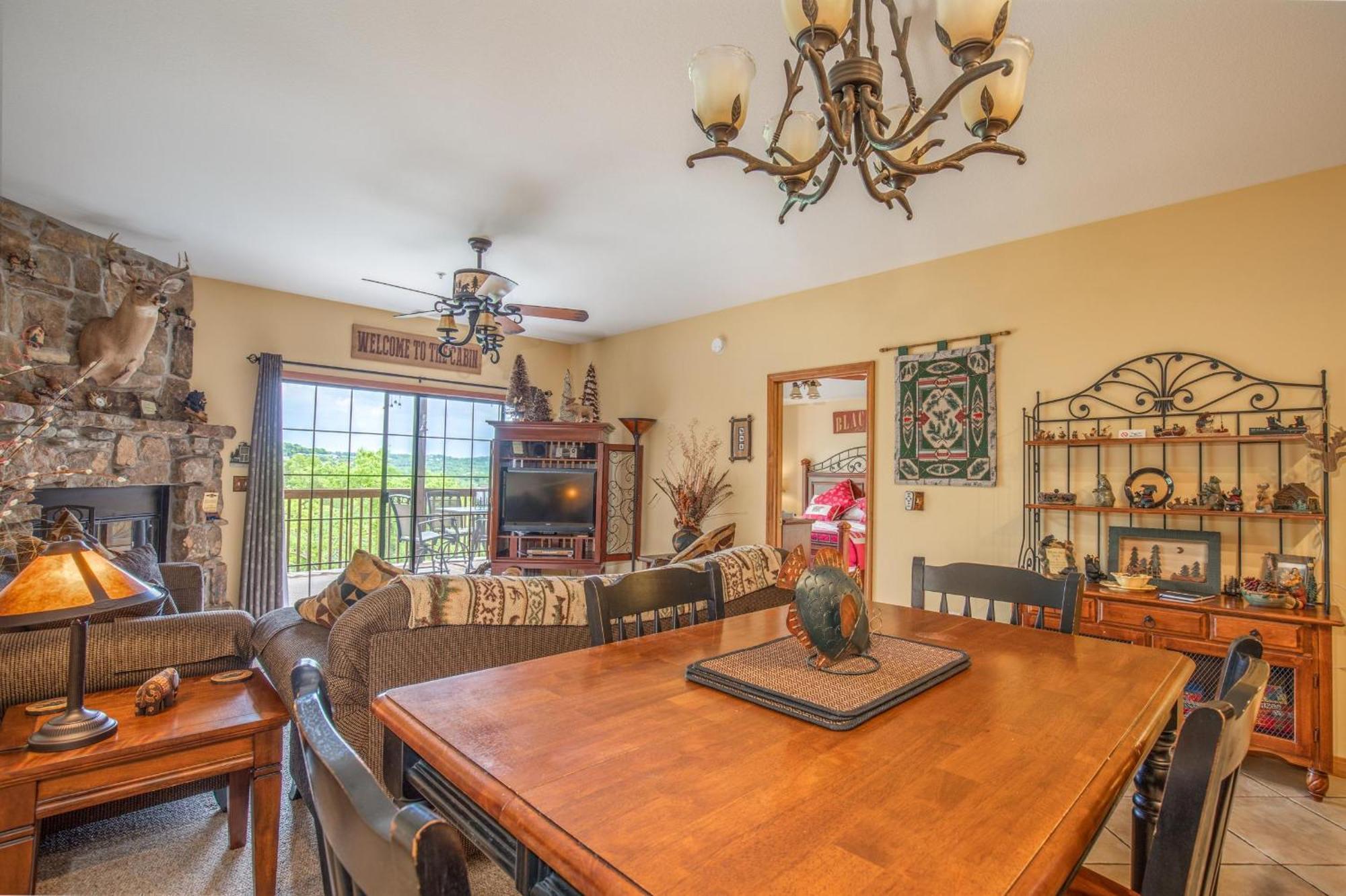 2br Village At Indian Point 1907 Near Sdc - Free Tickets Daily Up To $500 Holiday home Branson