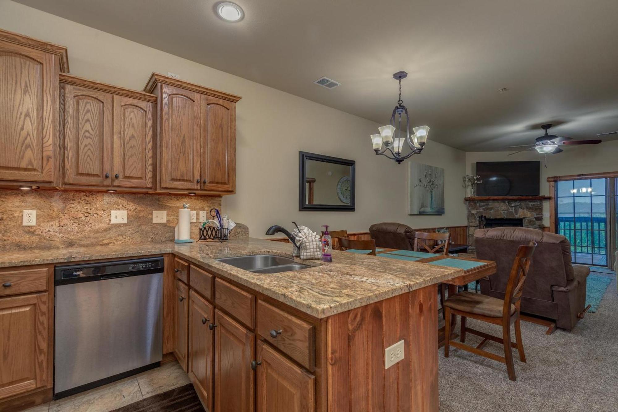 2br Village At Indian Point 503 Near Sdc-free Tickets Daily Up To $500 Branson