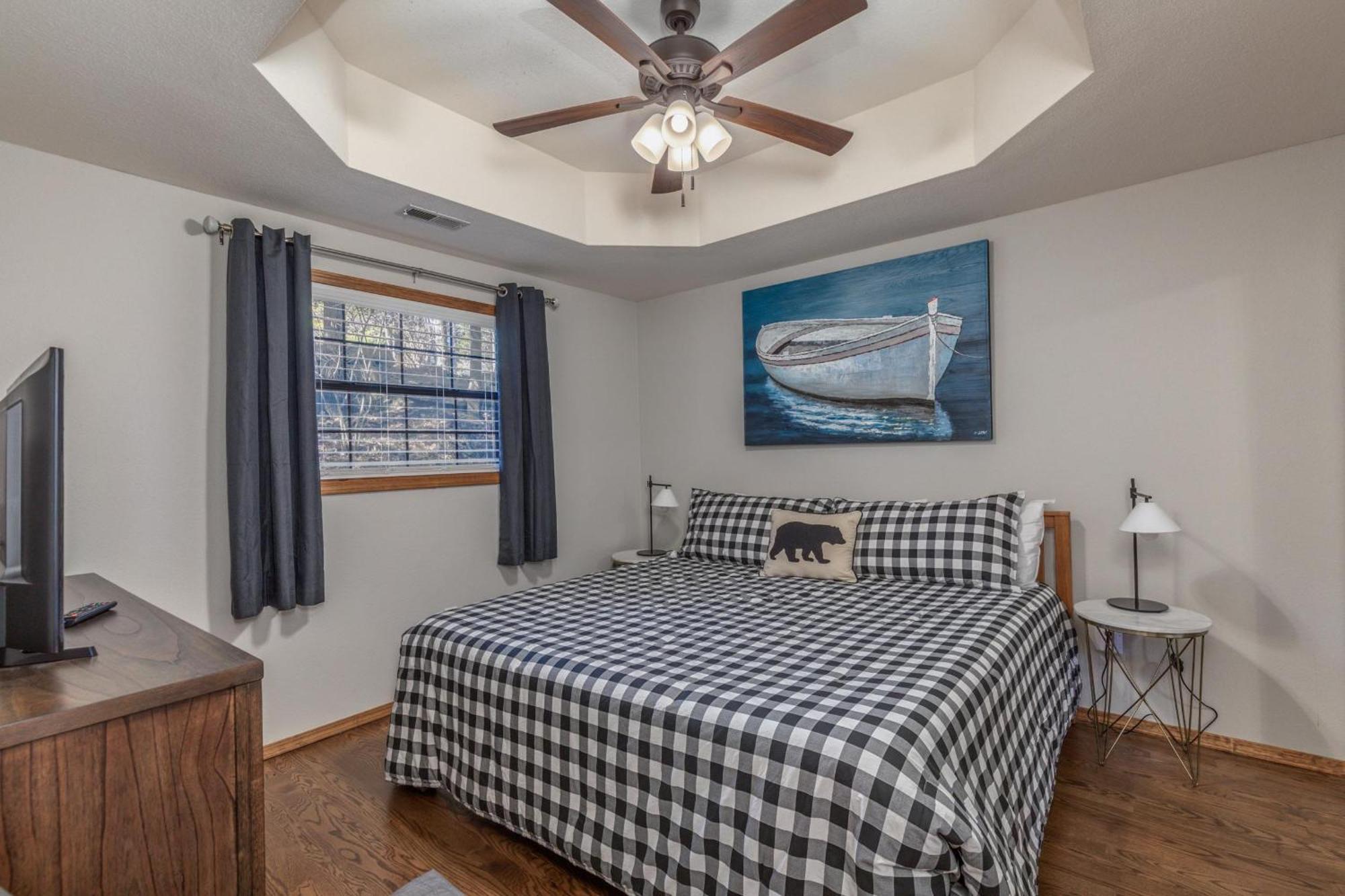 2br Village At Indian Point 1104 Near Sdc - Free Tickets Daily Up To $500 * Branson