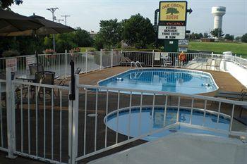 Oak Grove 3*
