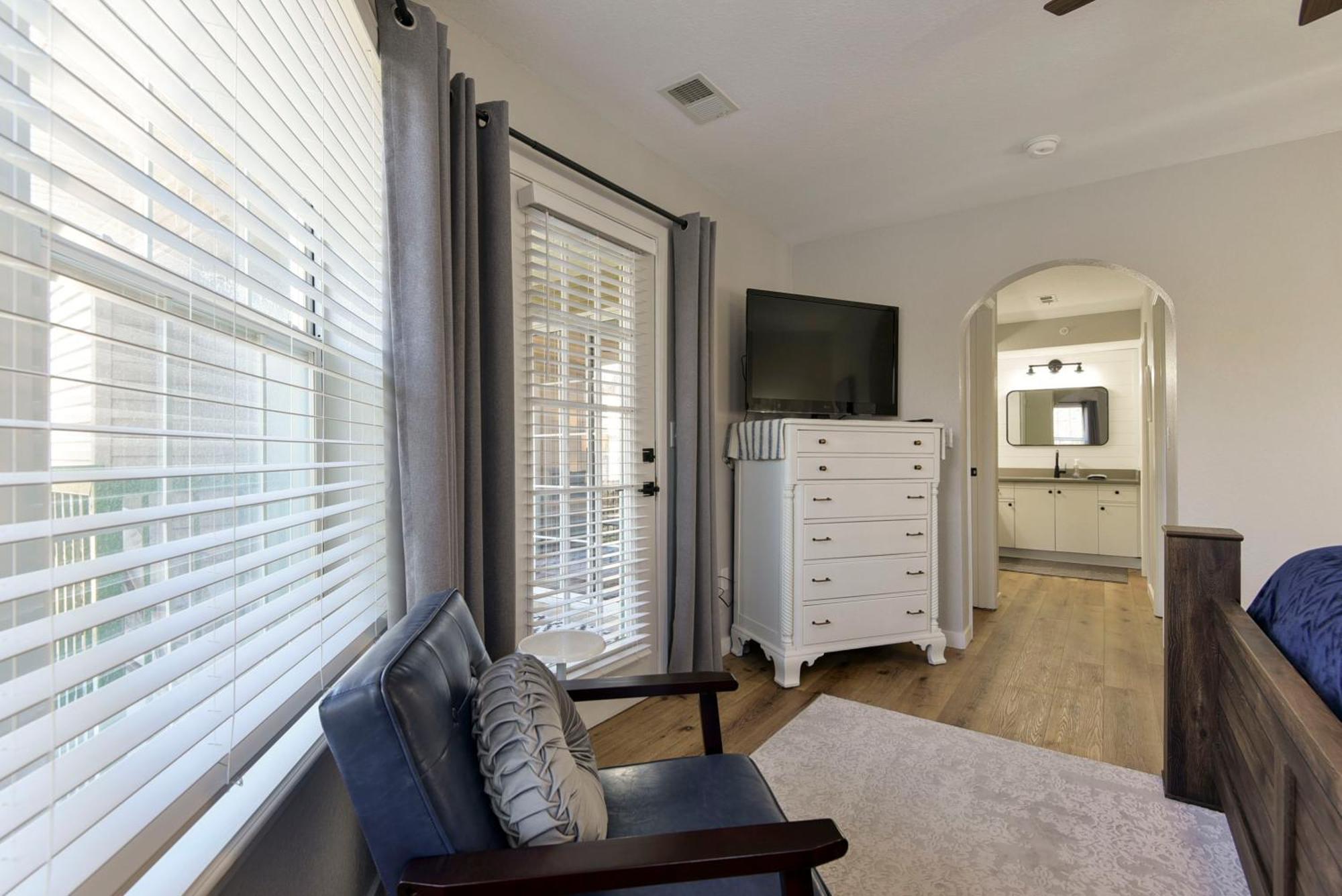 Luxurious At Hills - Beautifully Updated And Affordable - Family Amenities - No Steps Apartment Branson