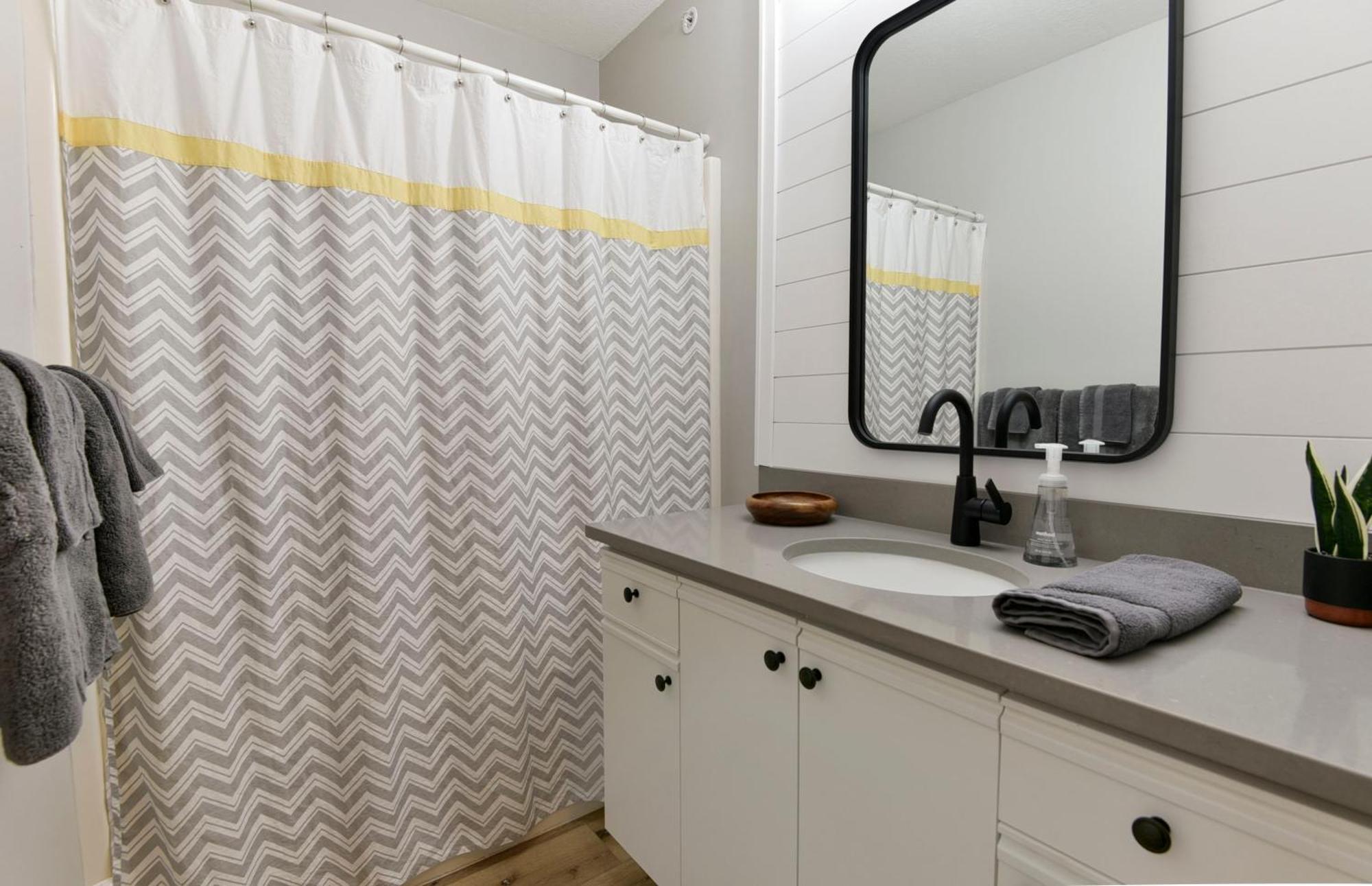 Apartment Luxurious At Hills - Beautifully Updated And Affordable - Family Amenities - No Steps Branson