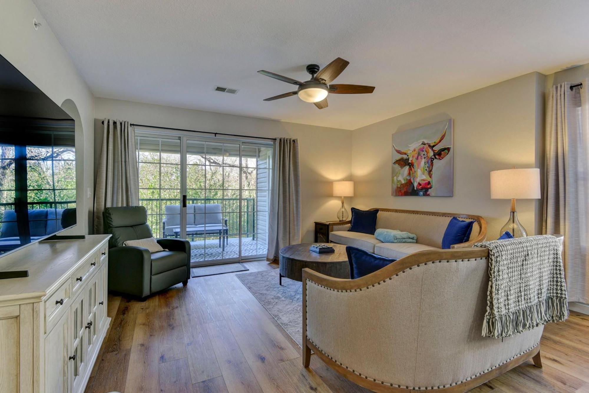Luxurious At Hills - Beautifully Updated And Affordable - Family Amenities - No Steps Branson