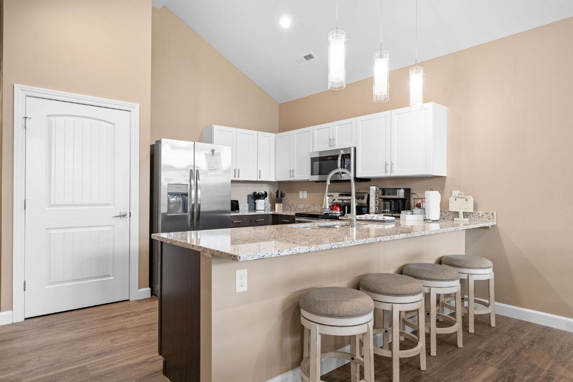 Spacious Retreat, Heart Of The City, Indoor Pool, Free Attraction Tickets! Apartment Branson