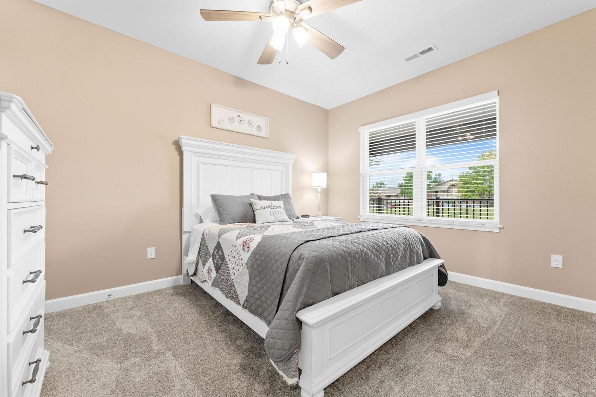 Spacious Retreat, Heart Of The City, Indoor Pool, Free Attraction Tickets! *