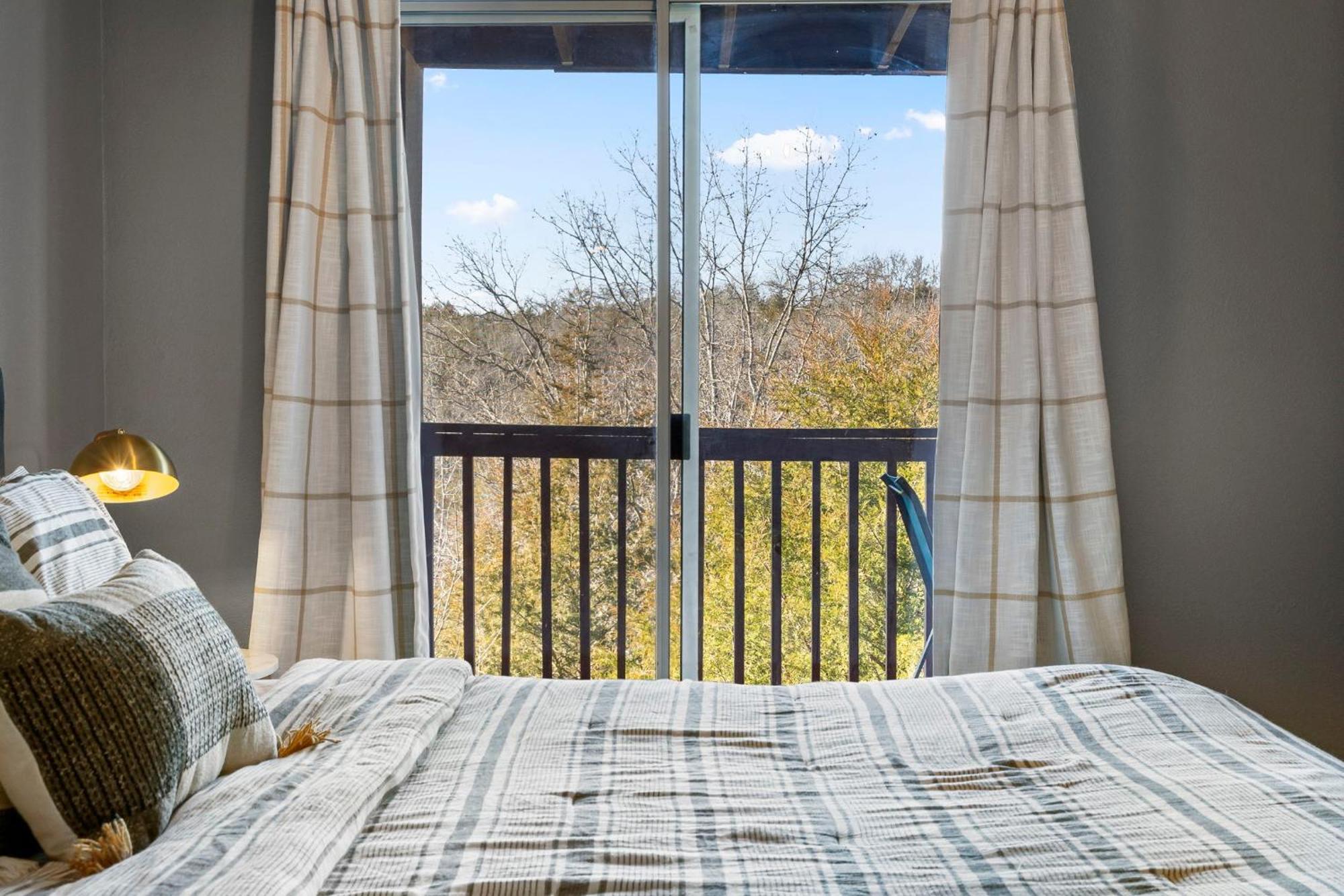 Ozark Vista * Branson