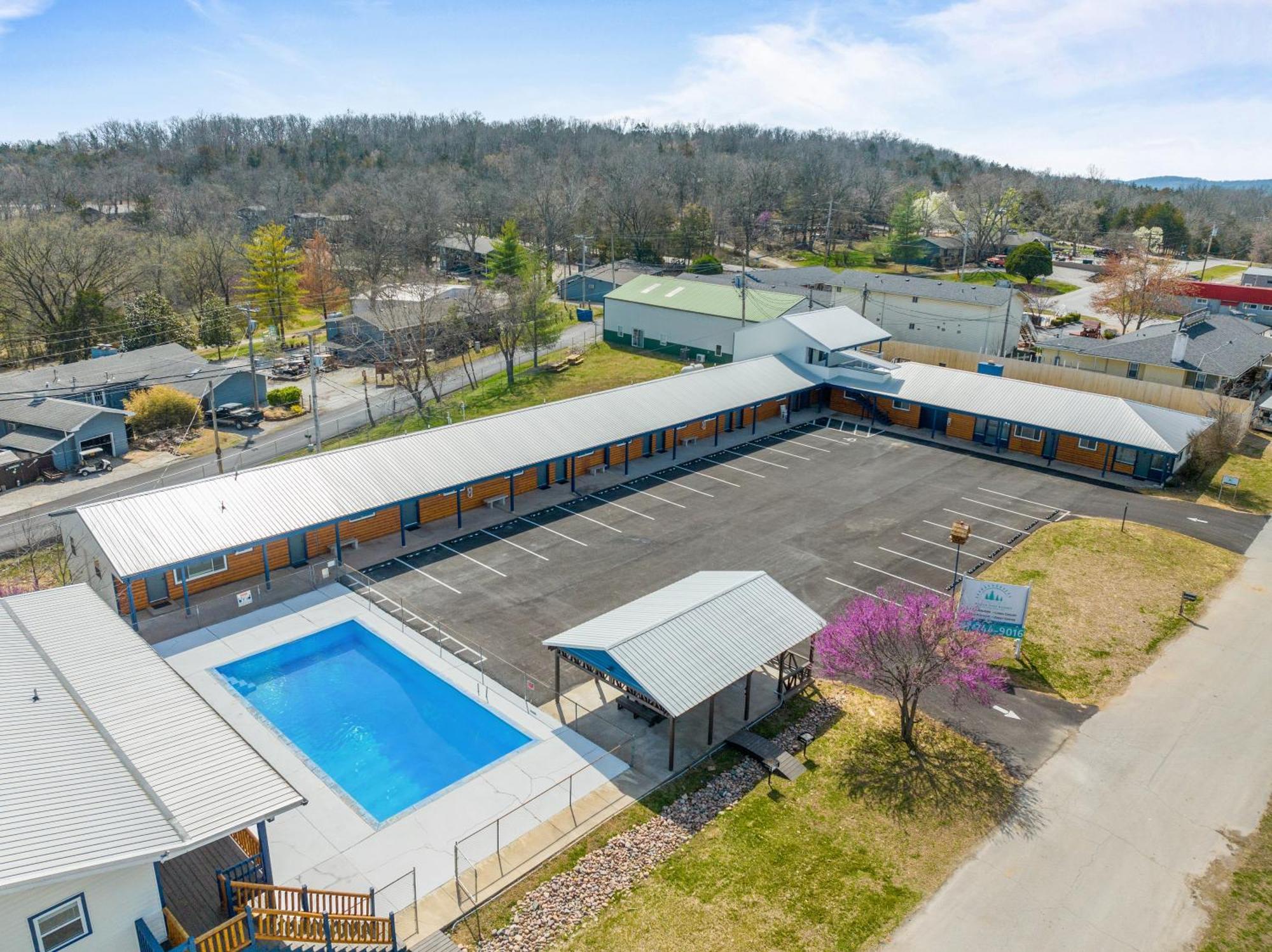 Sc4- Silver Cove 4 * Branson