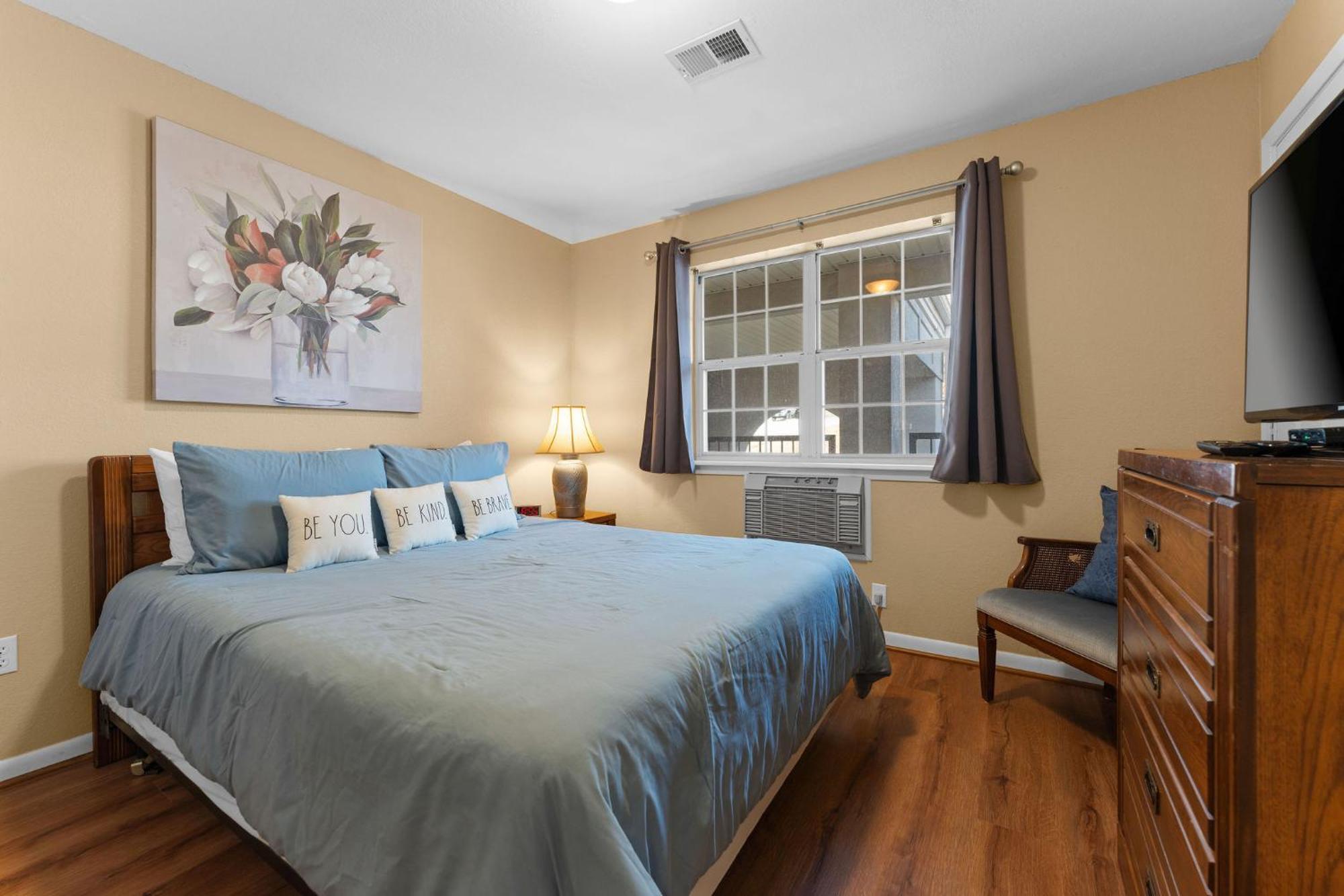Cozy Top Floor 2Br Condo With View And Amenities!! Branson