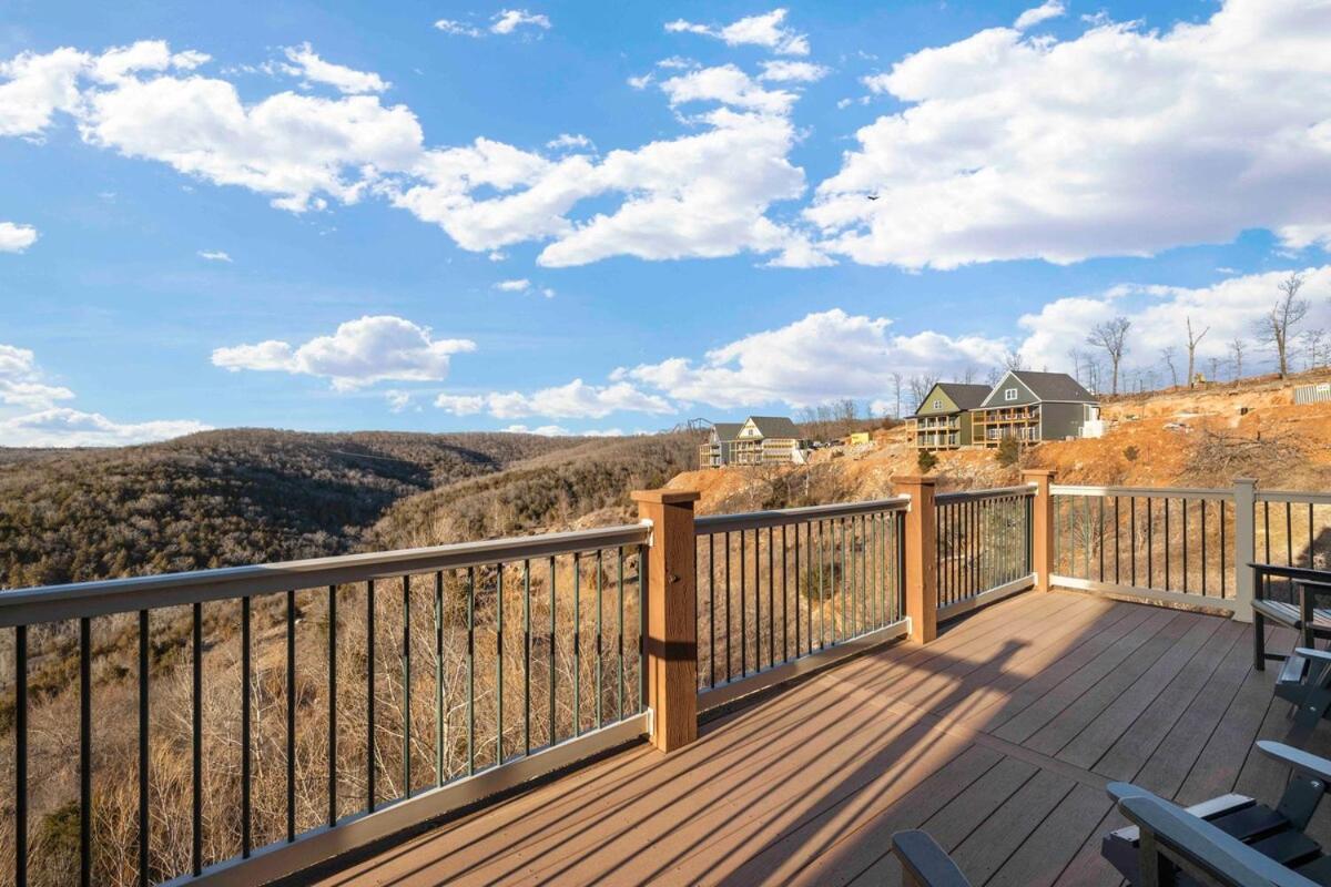 Panoramic Penthouse At Sdc Branson