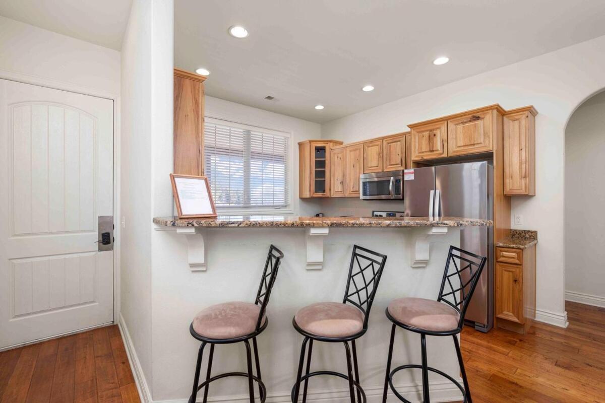 Apartment Panoramic Penthouse At Sdc Branson