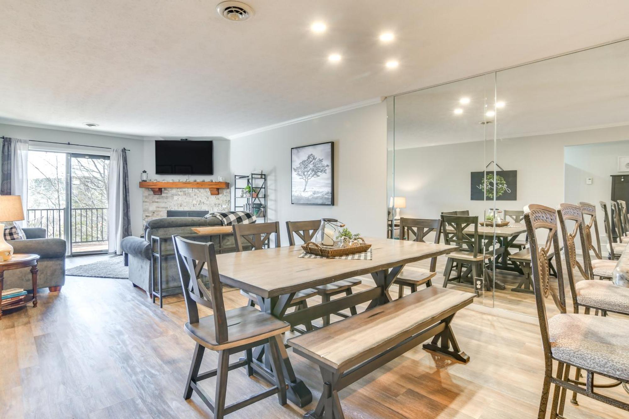 Apartment With On-site Golf Course Access!