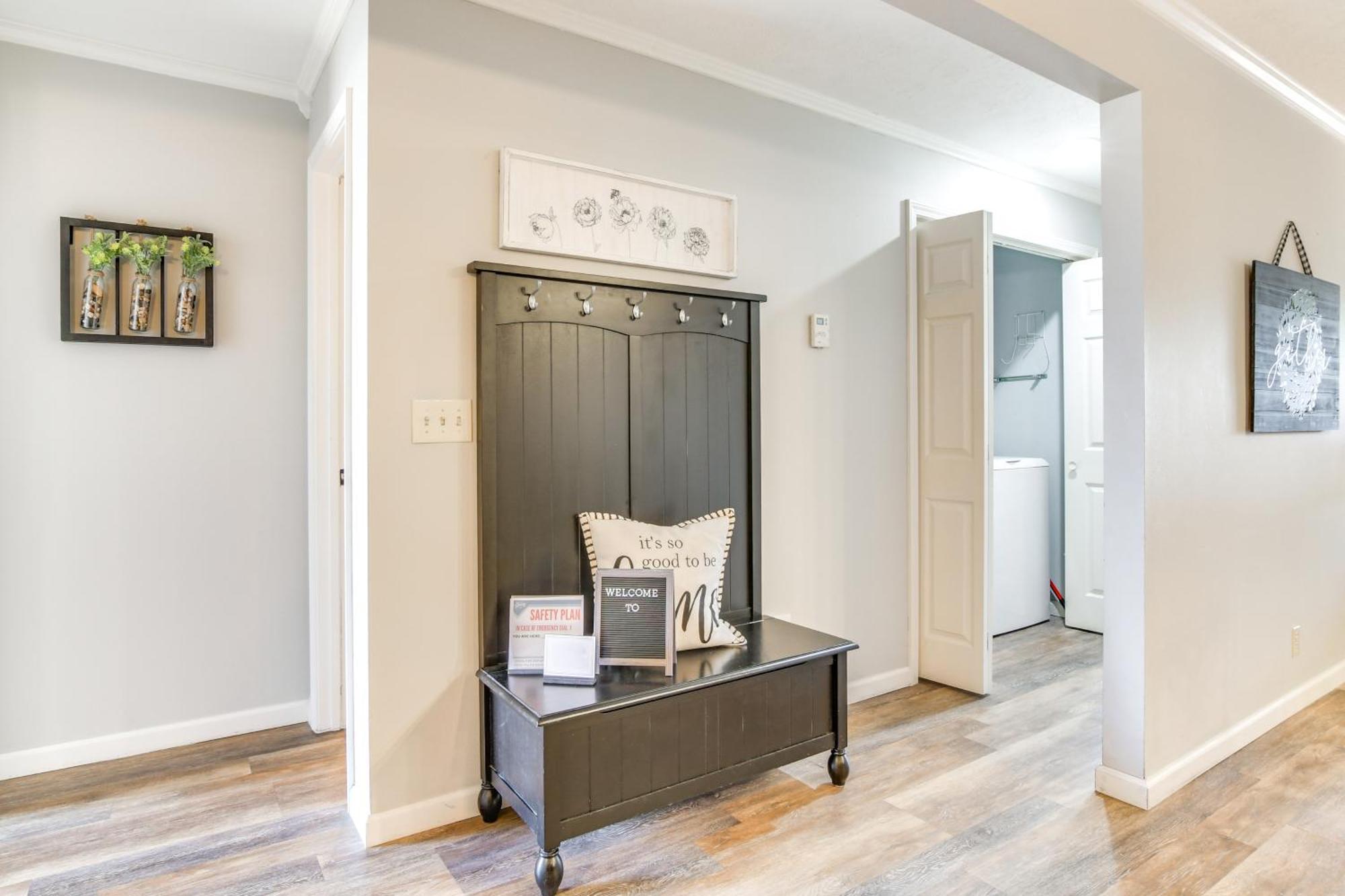 Apartment With On-site Golf Course Access! Branson