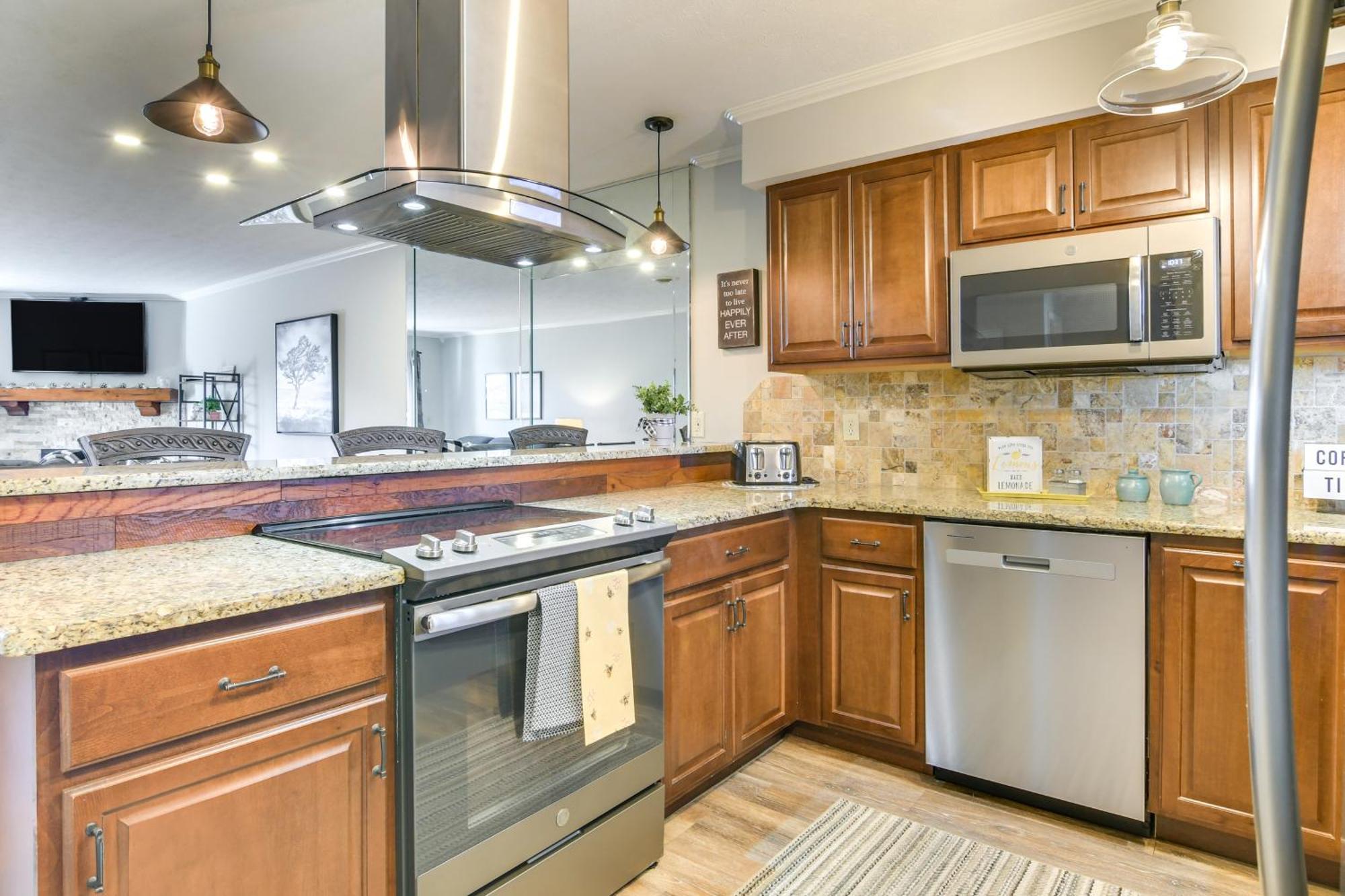 With On-site Golf Course Access! *